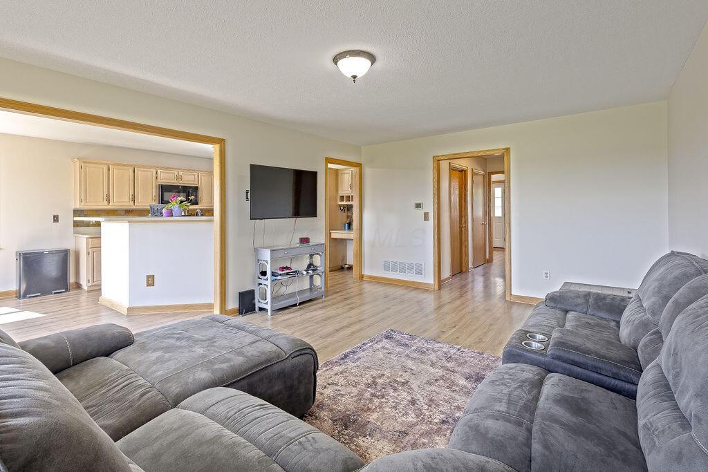 1050 Eckard Road Property Photo 12