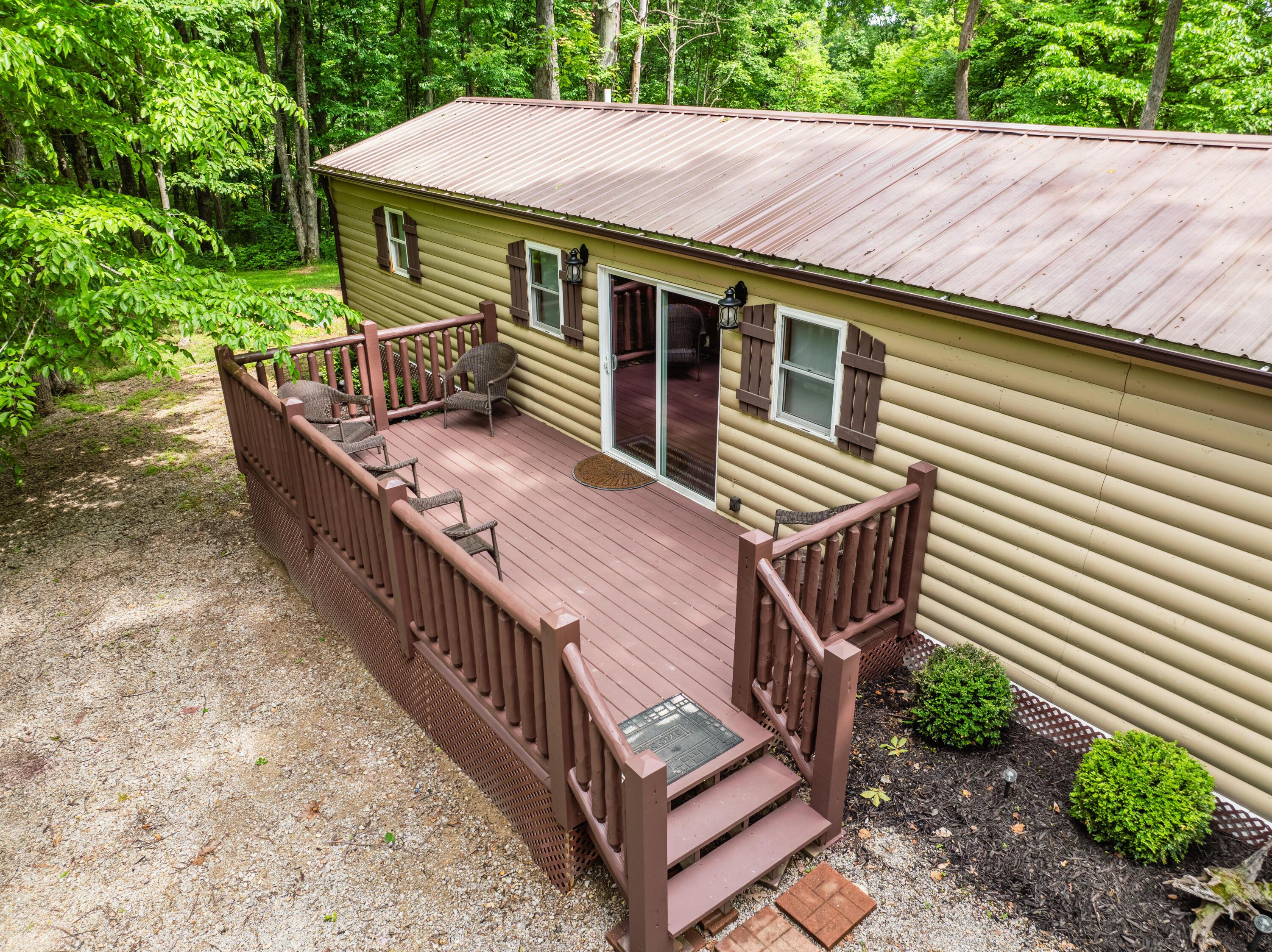 5674 Pleasant Valley Road Property Photo 3