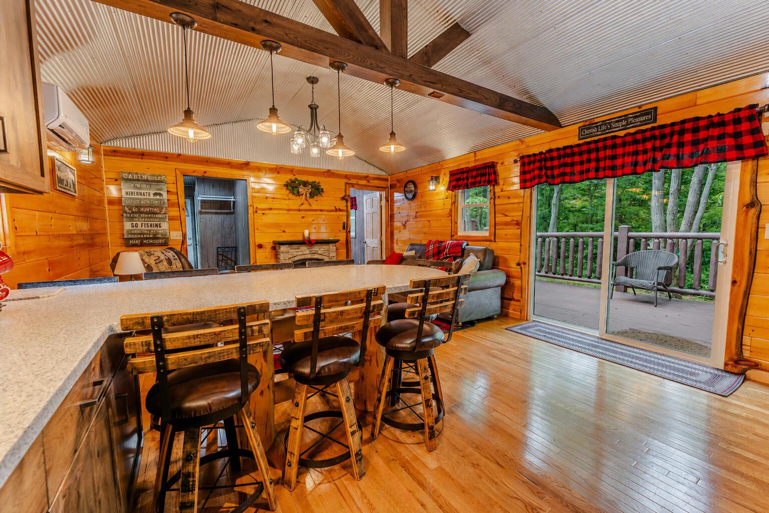 5674 Pleasant Valley Road Property Photo 15