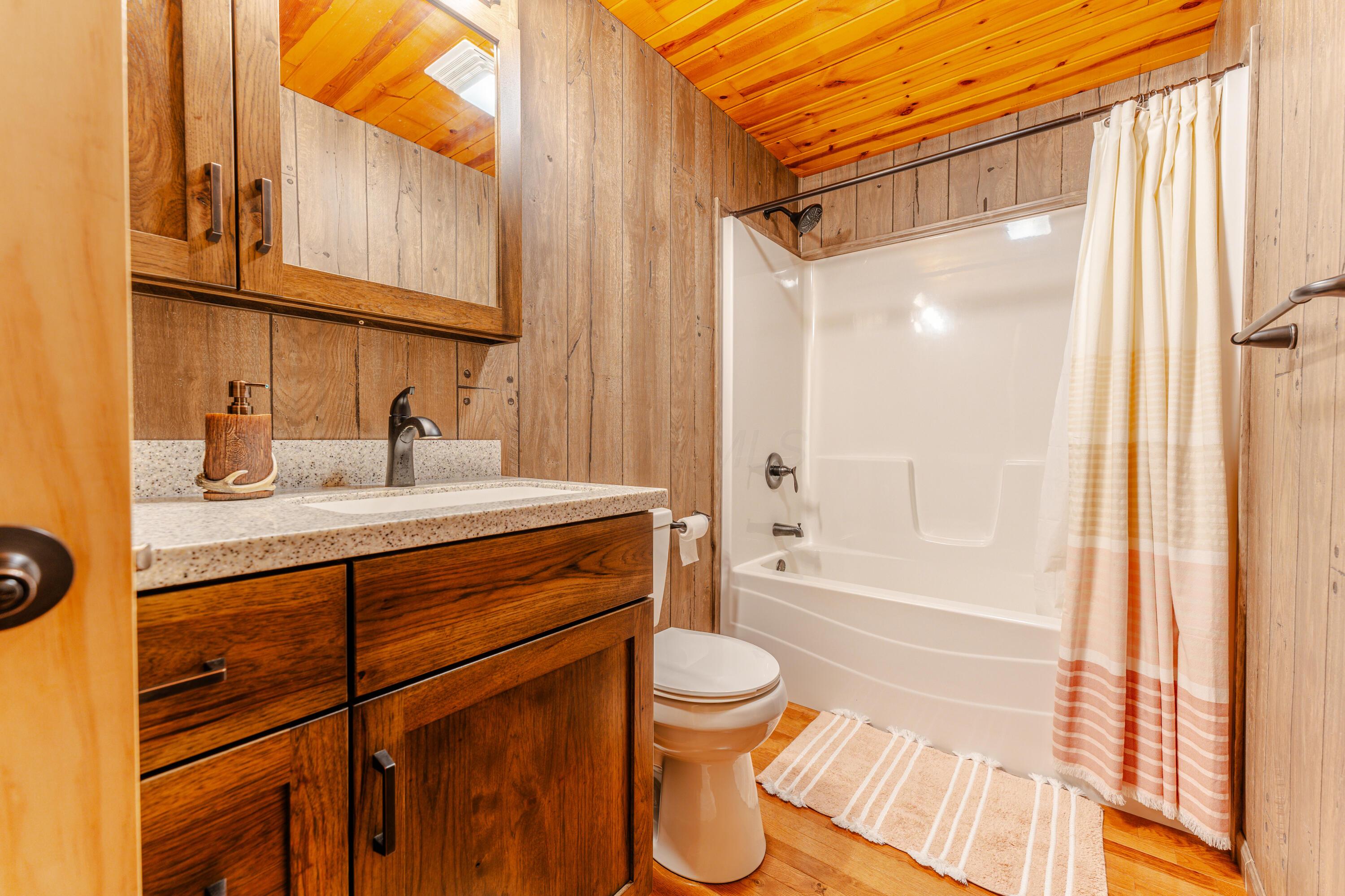 5674 Pleasant Valley Road Property Photo 32