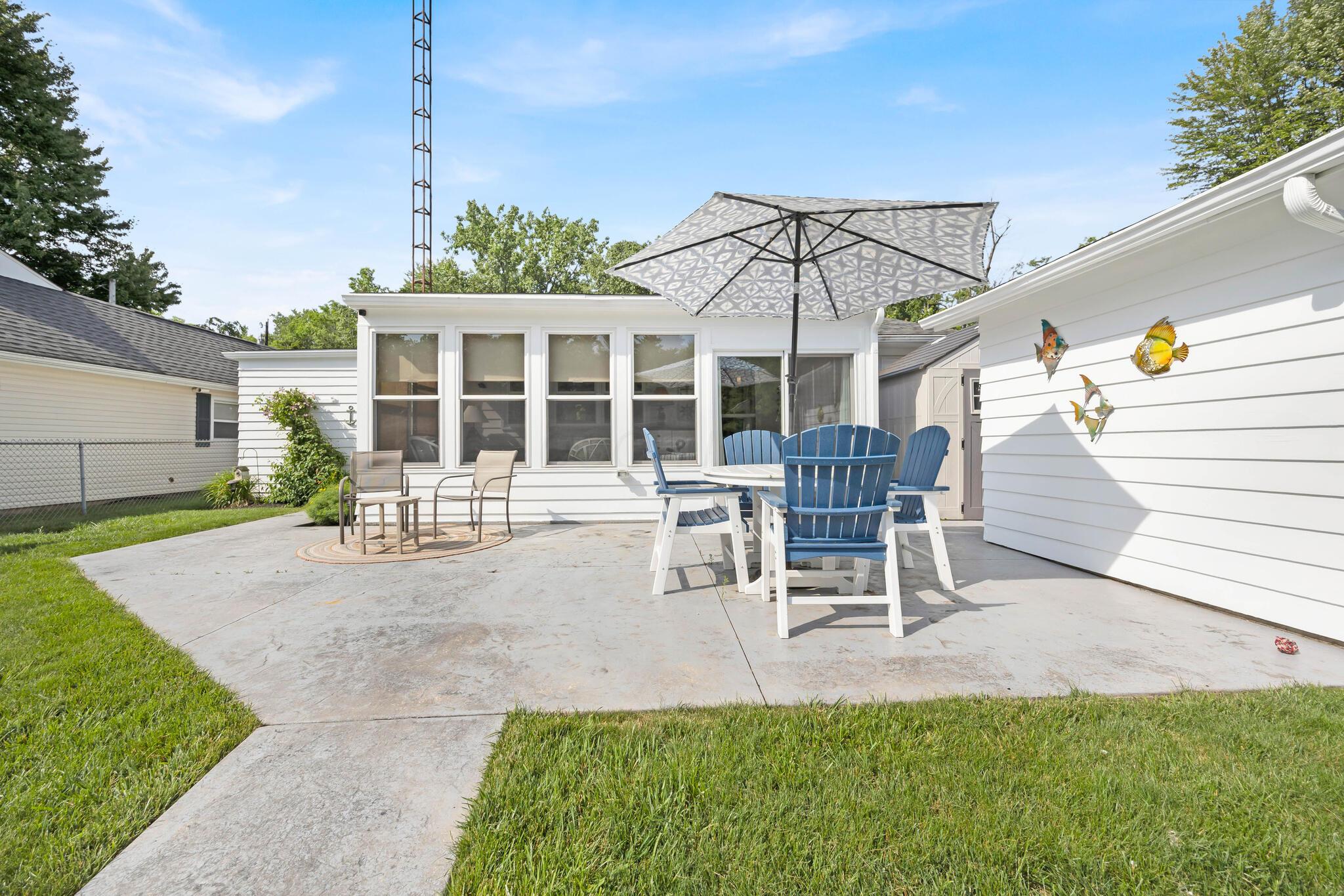 11170 Cherokee Drive Property Photo 6