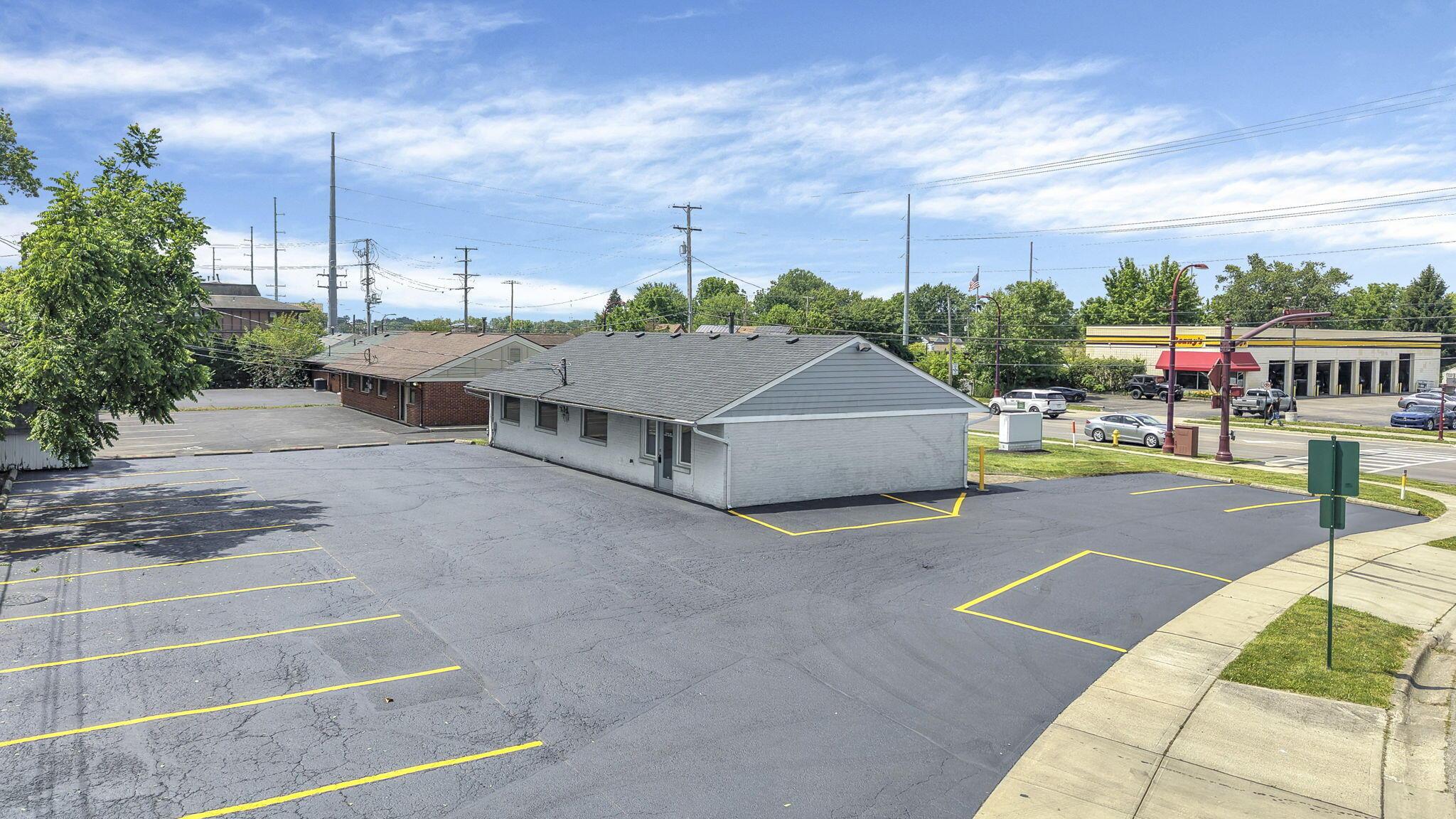226020745 Property Photo 17