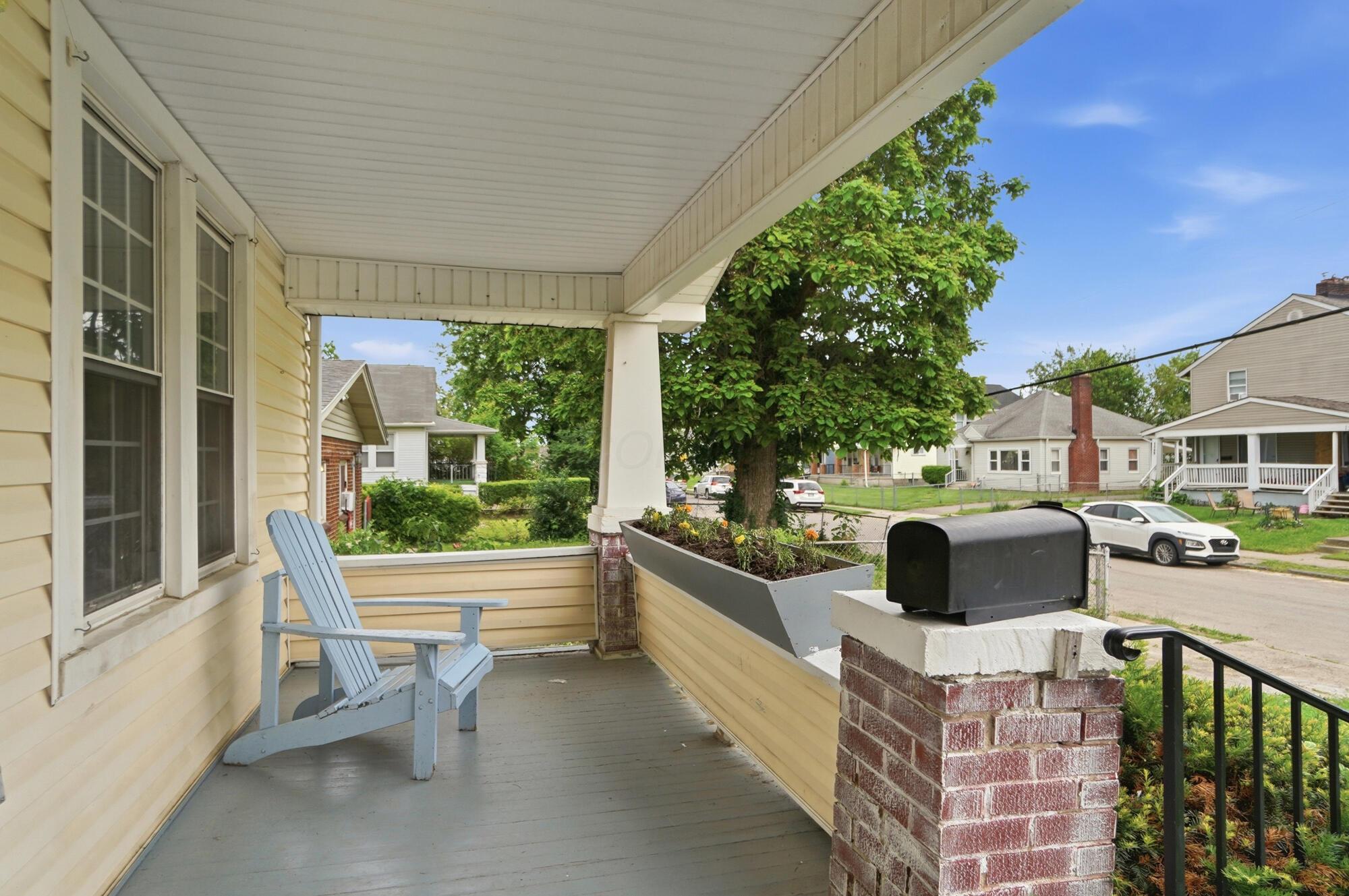 1342 E 18th Avenue Property Photo 5