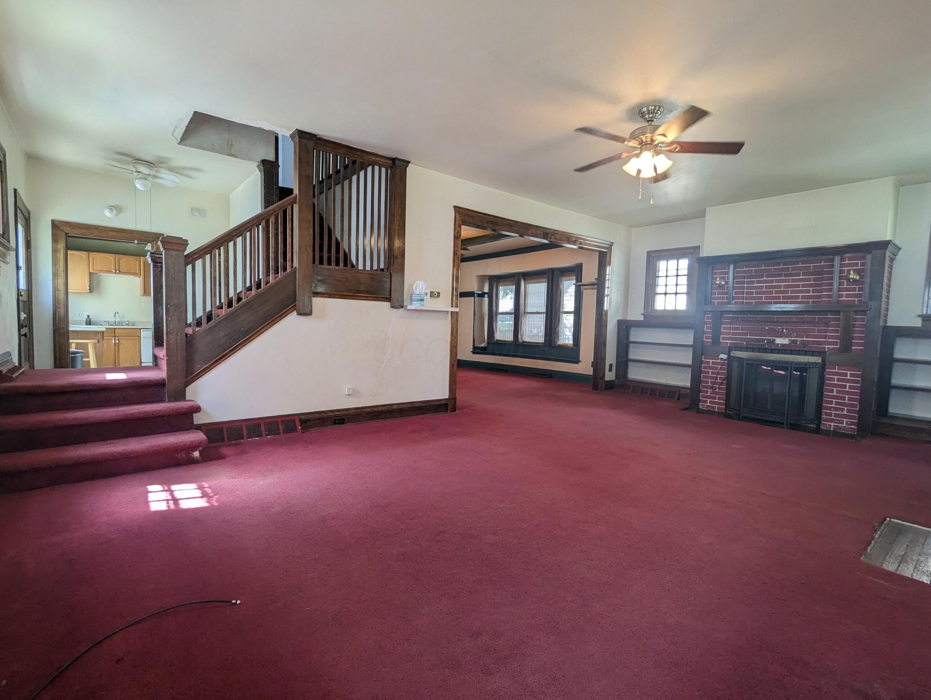 129 Hampton Place Property Photo 7