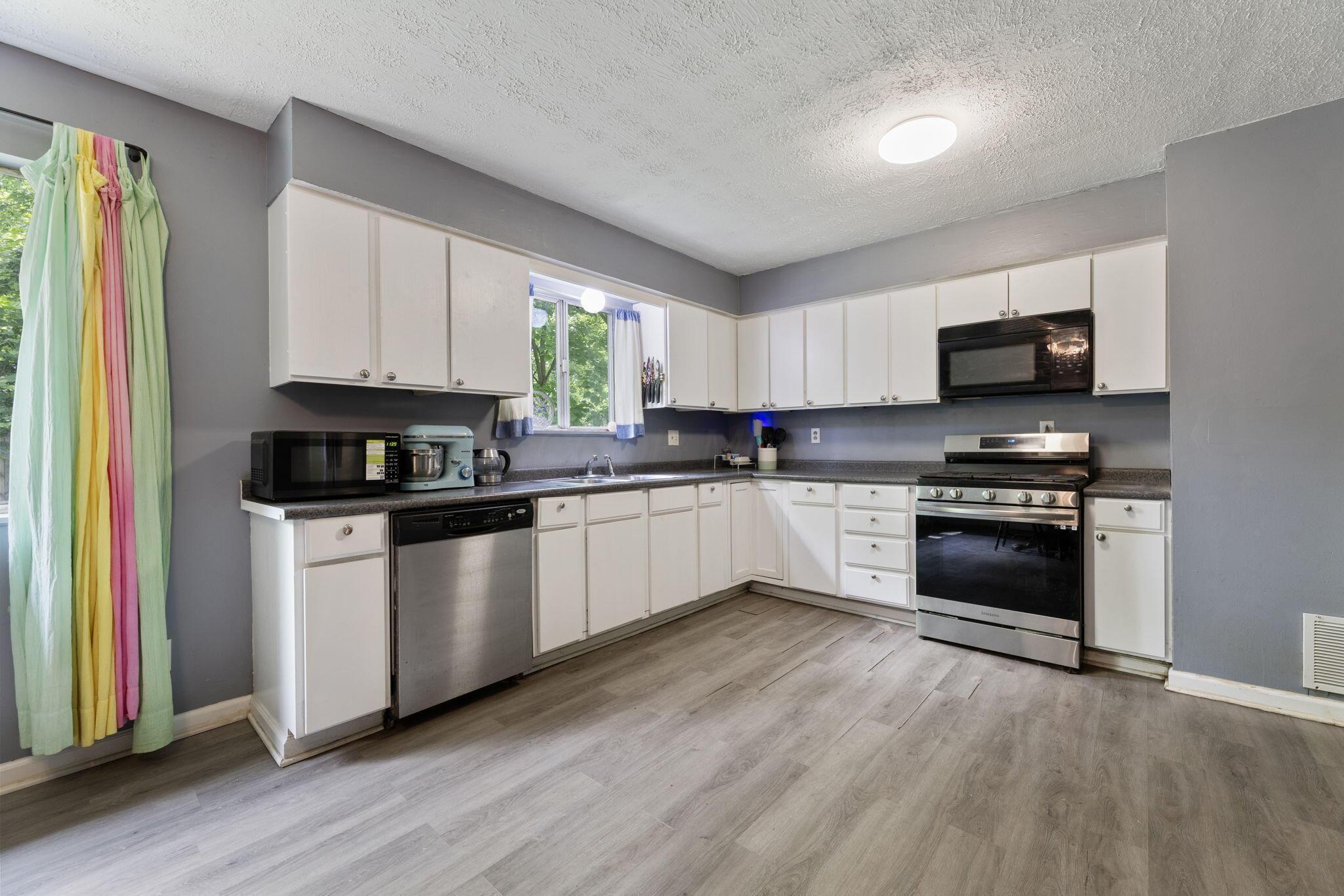 76 Harrison Street Sw Property Photo 16