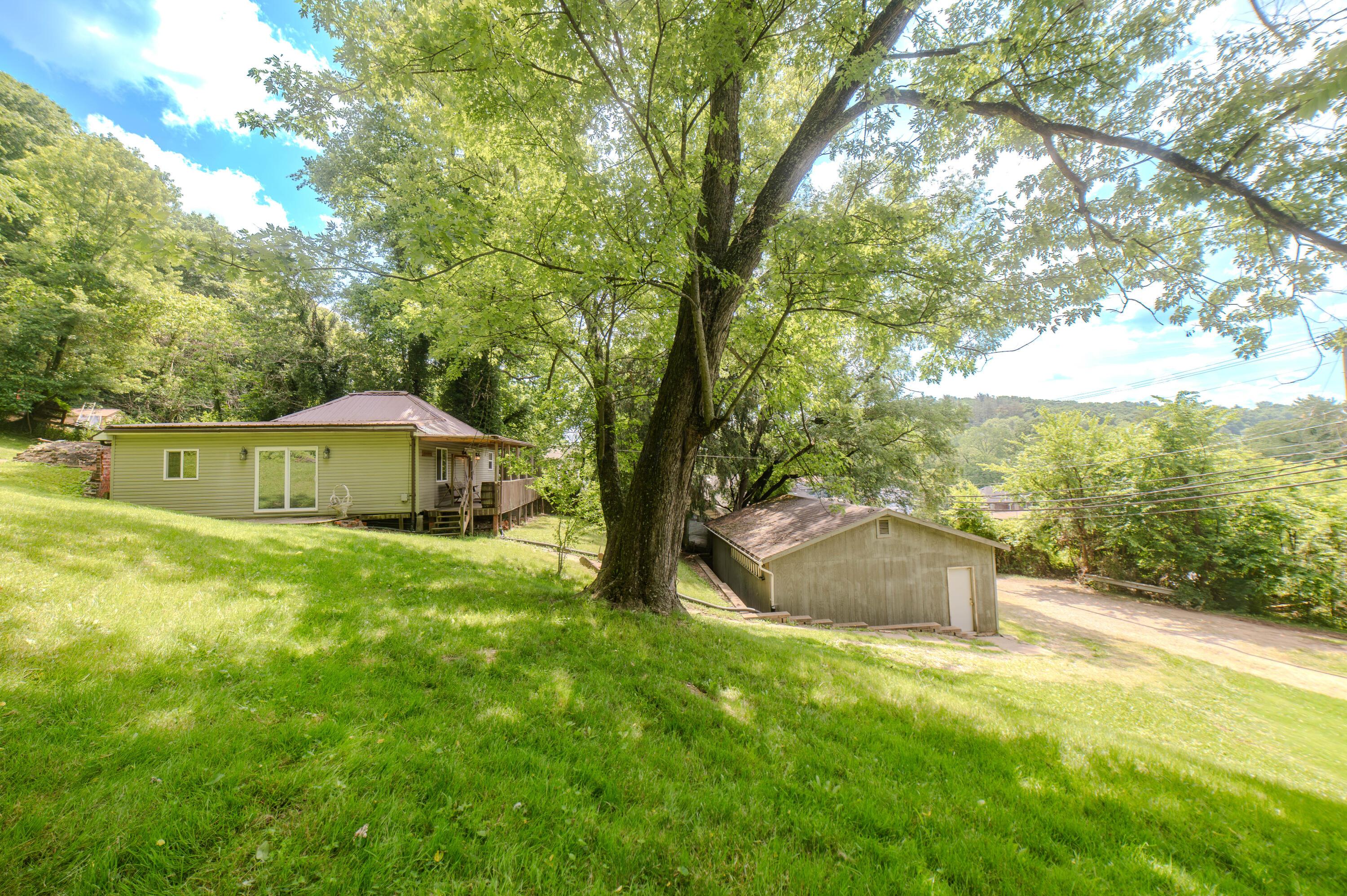12 Spring Street Property Photo 4