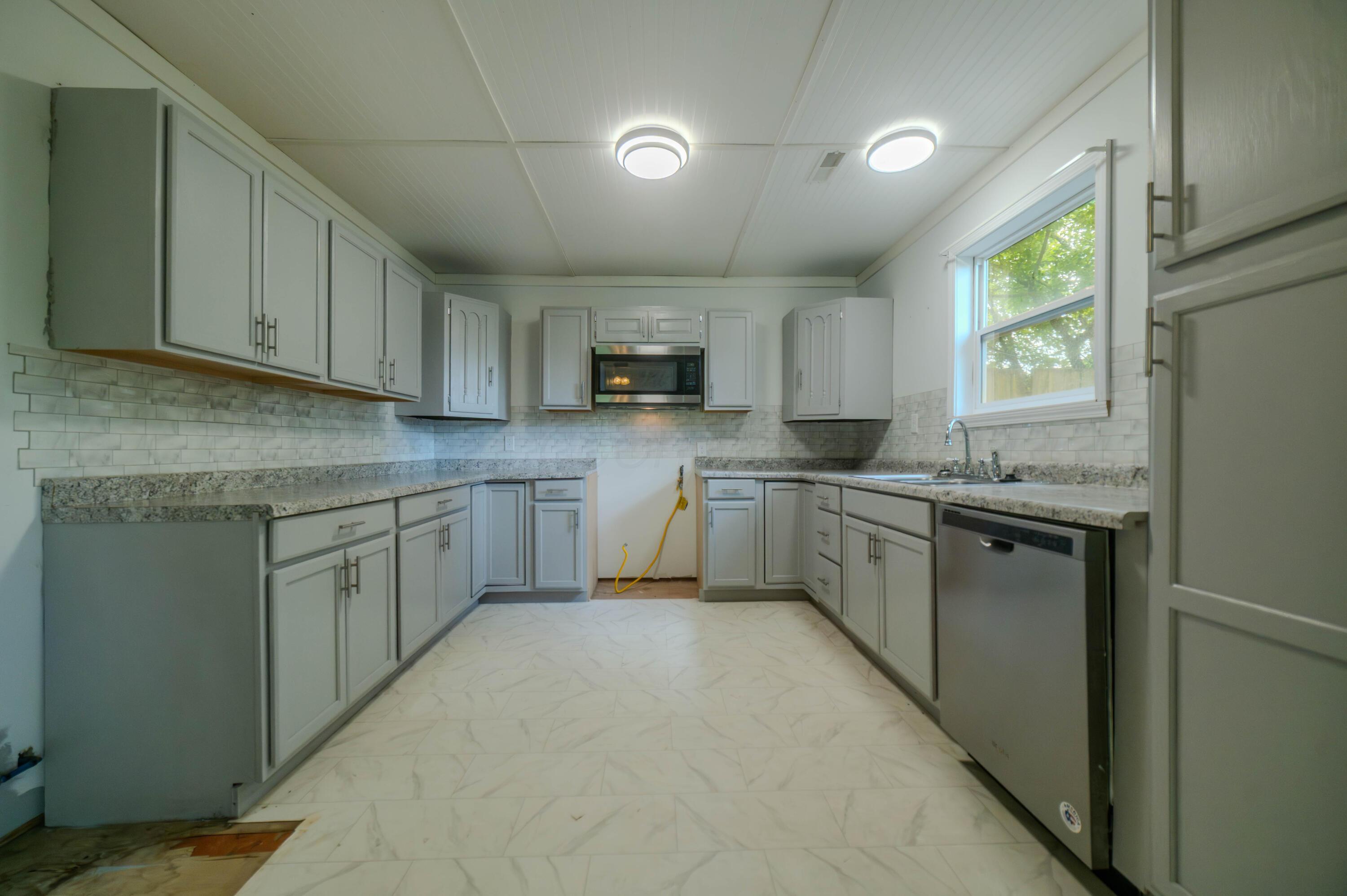 12 Spring Street Property Photo 9