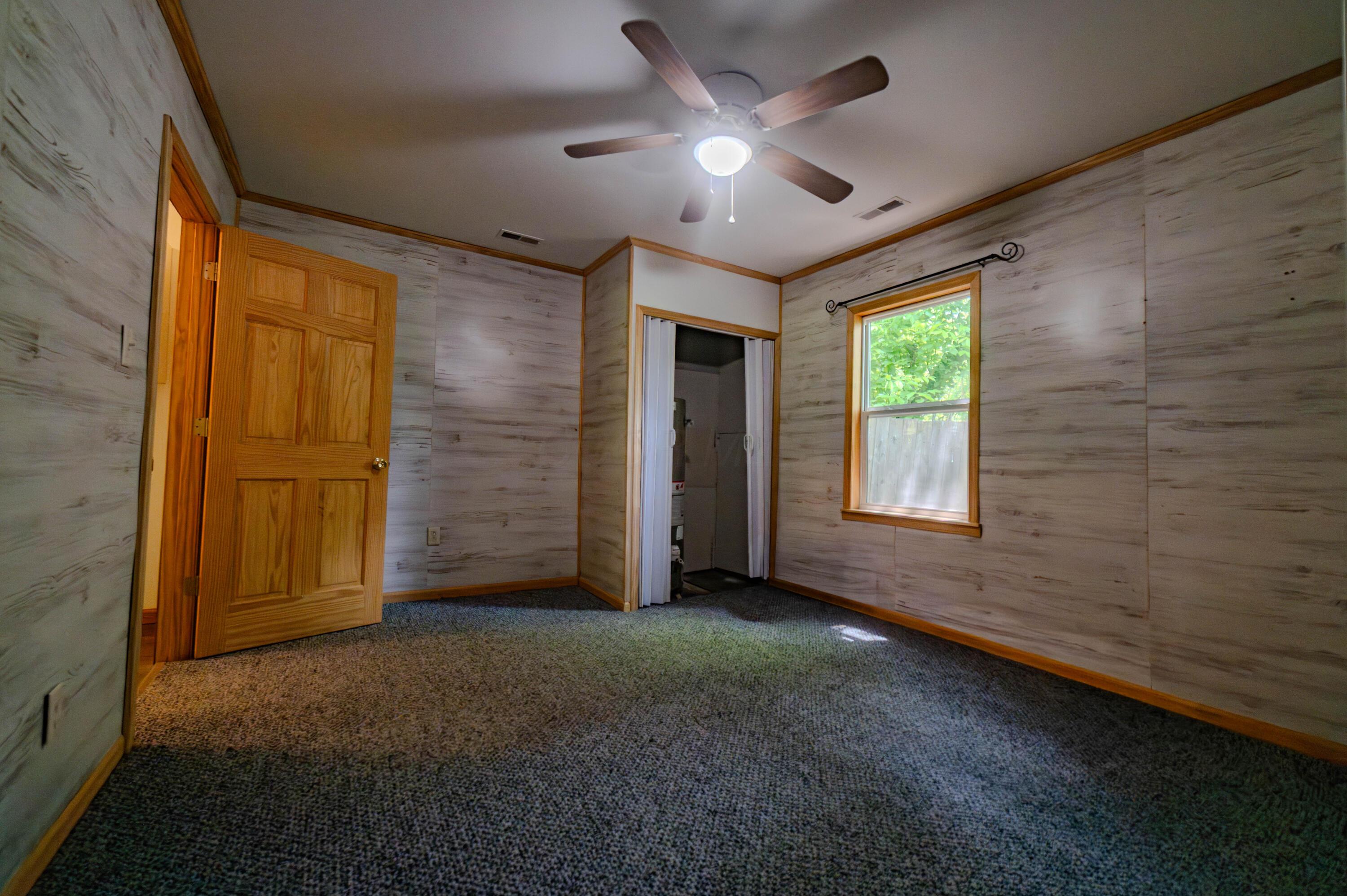 12 Spring Street Property Photo 22