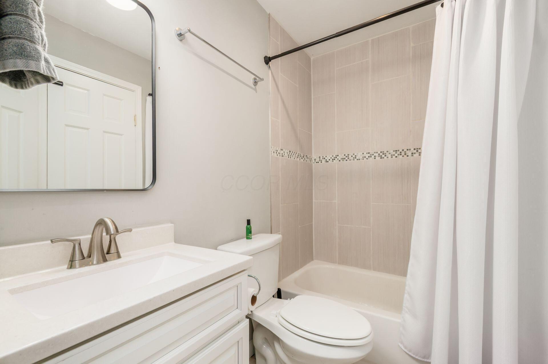 3869 Gilroy Road Property Photo 21