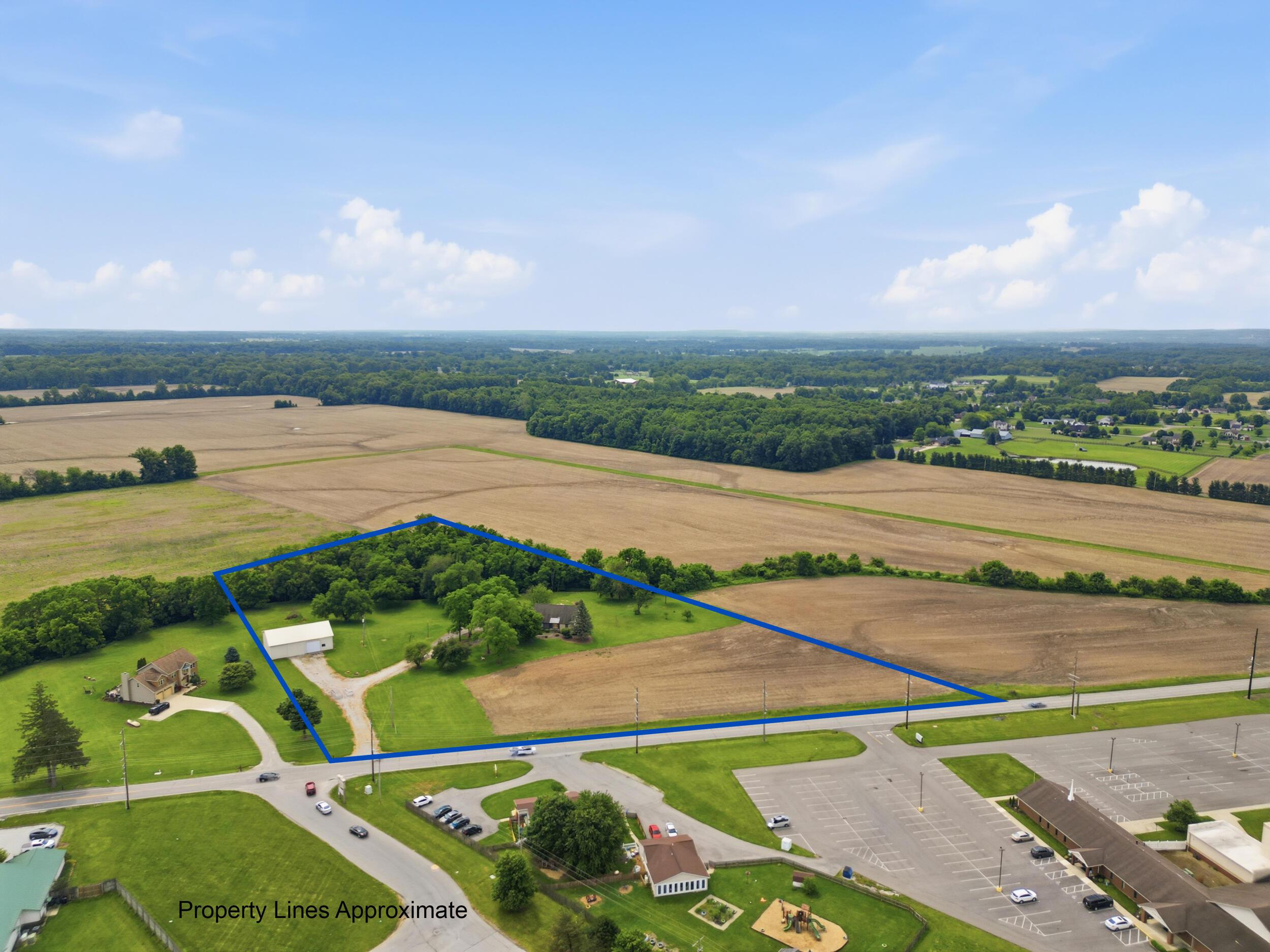 11876 Pickerington Road Property Photo 1