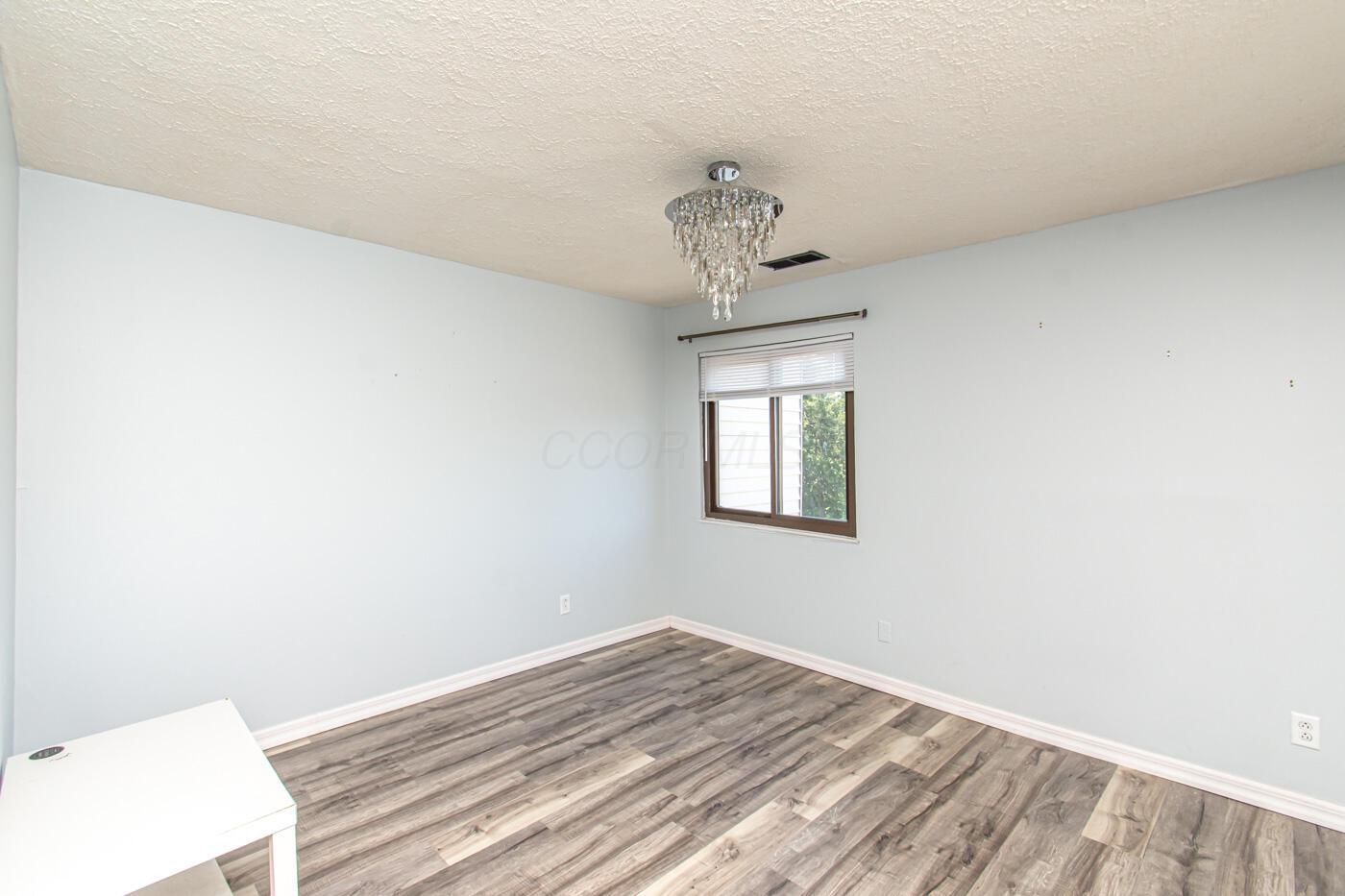 3304 Ultimate Way Property Photo 8
