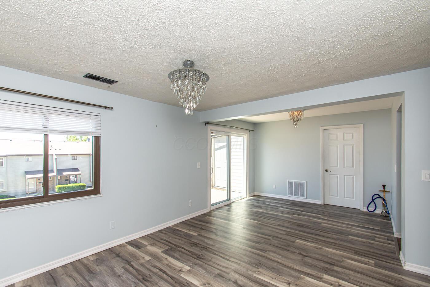 3304 Ultimate Way Property Photo 9