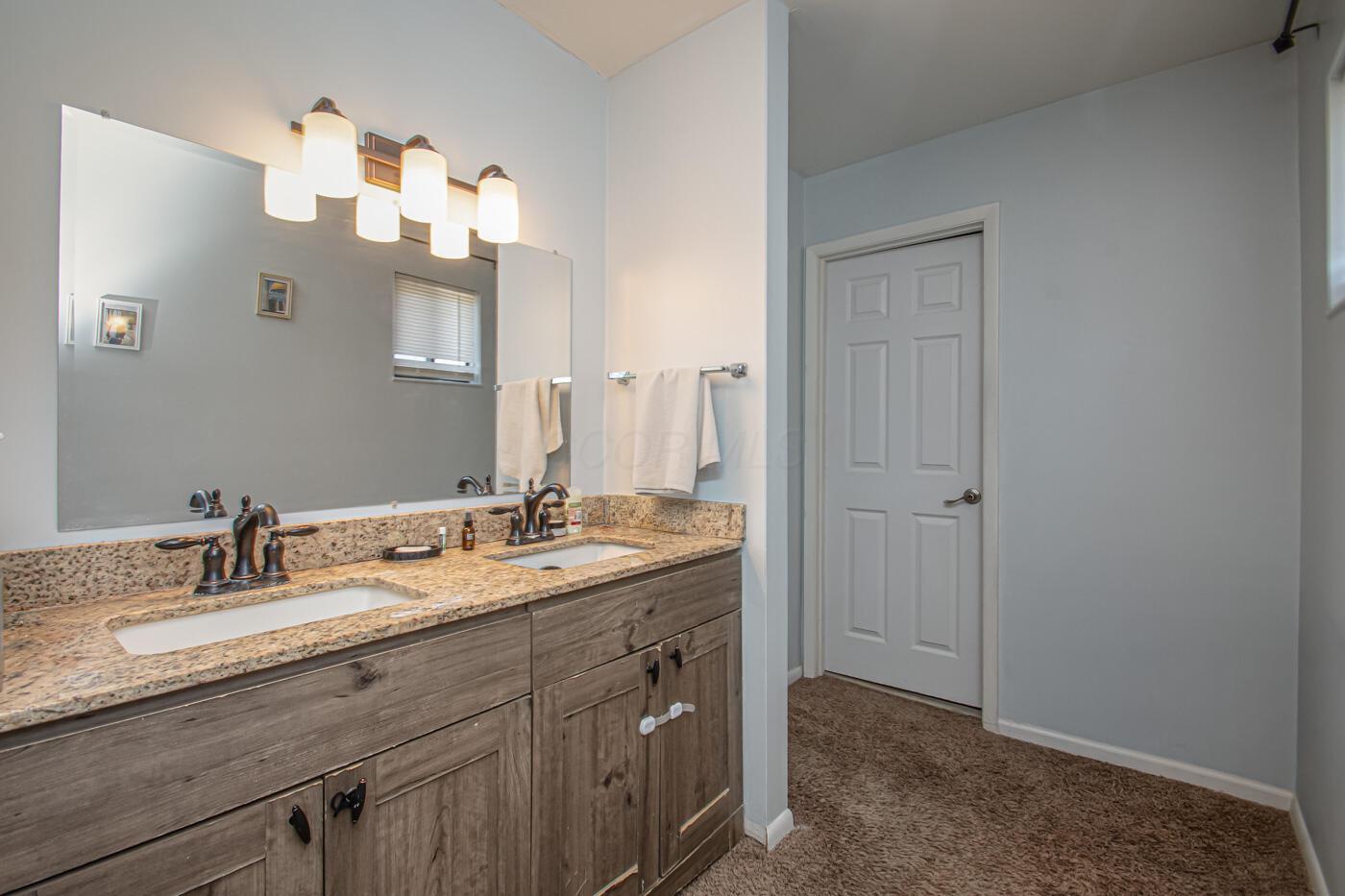 3304 Ultimate Way Property Photo 23