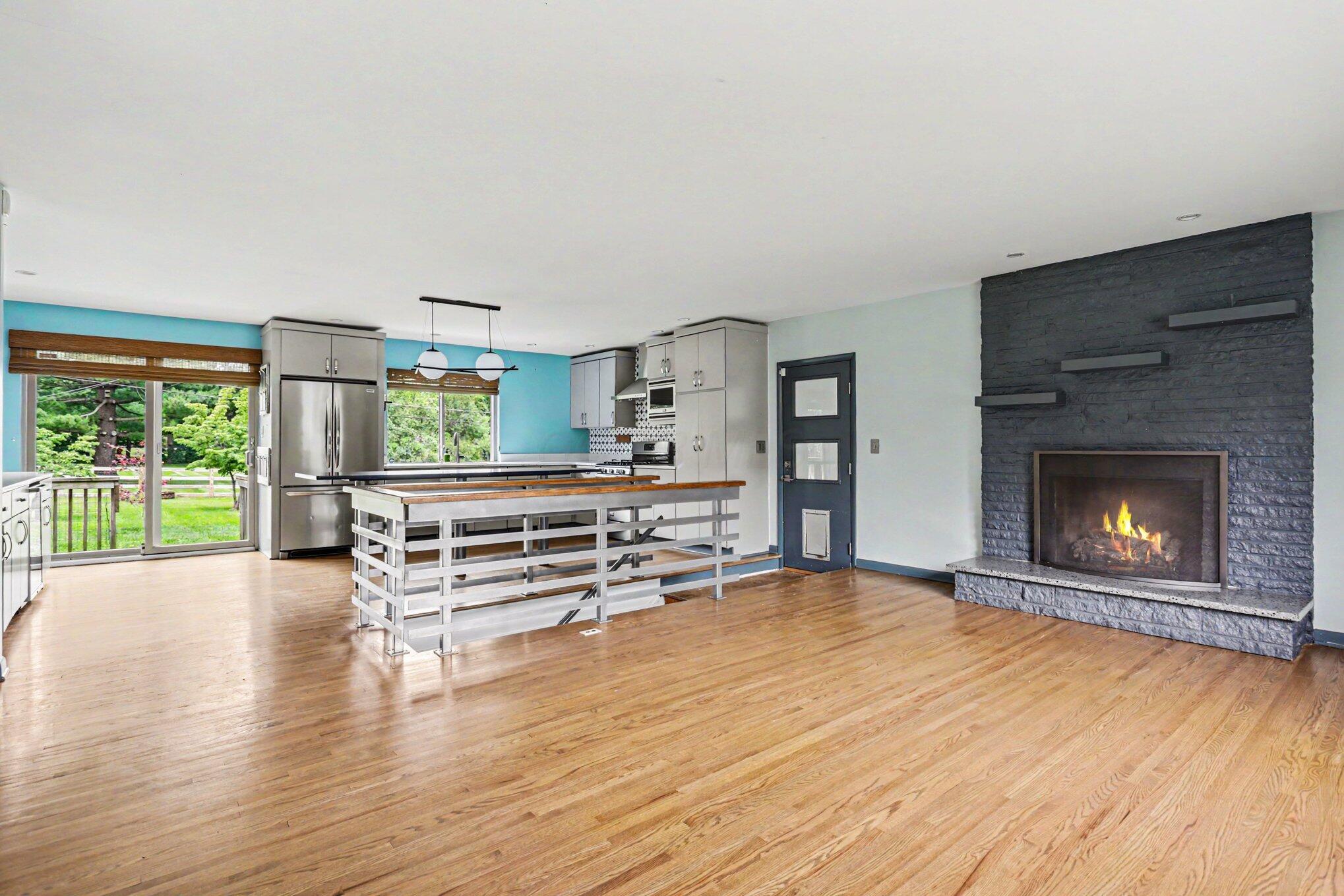3140 Fishinger Road Property Photo 5