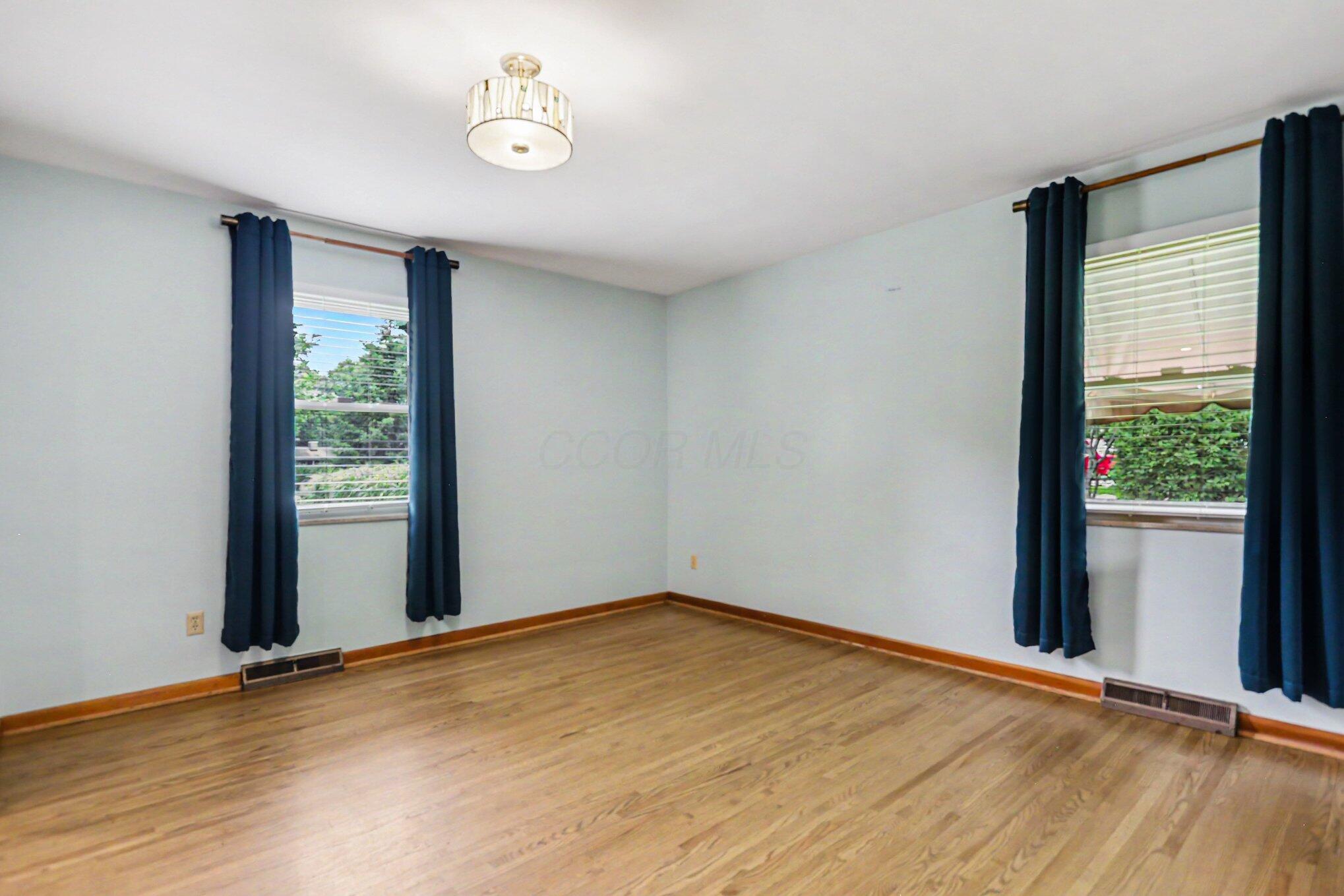 3140 Fishinger Road Property Photo 16