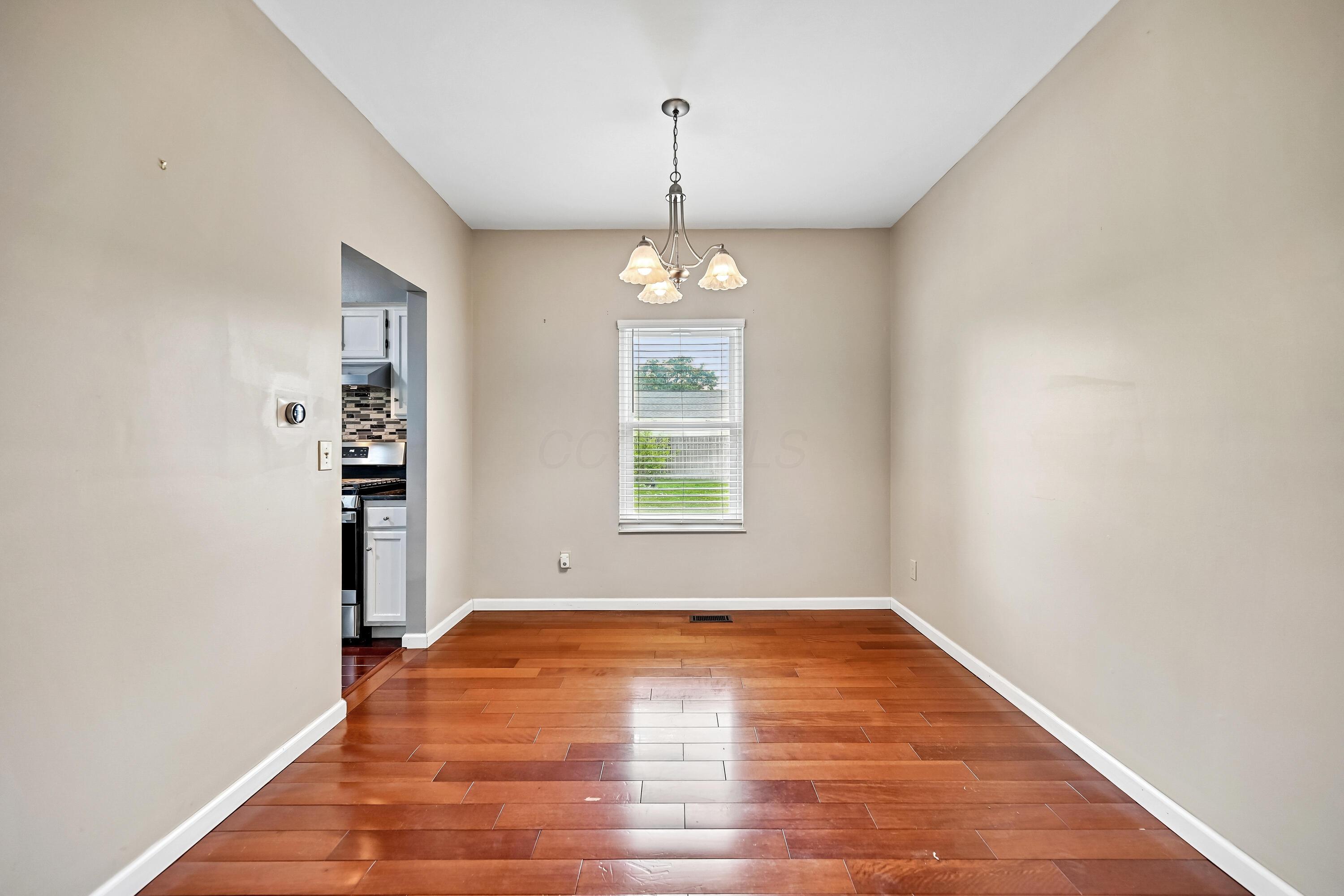939 Brockwell Drive Property Photo 11