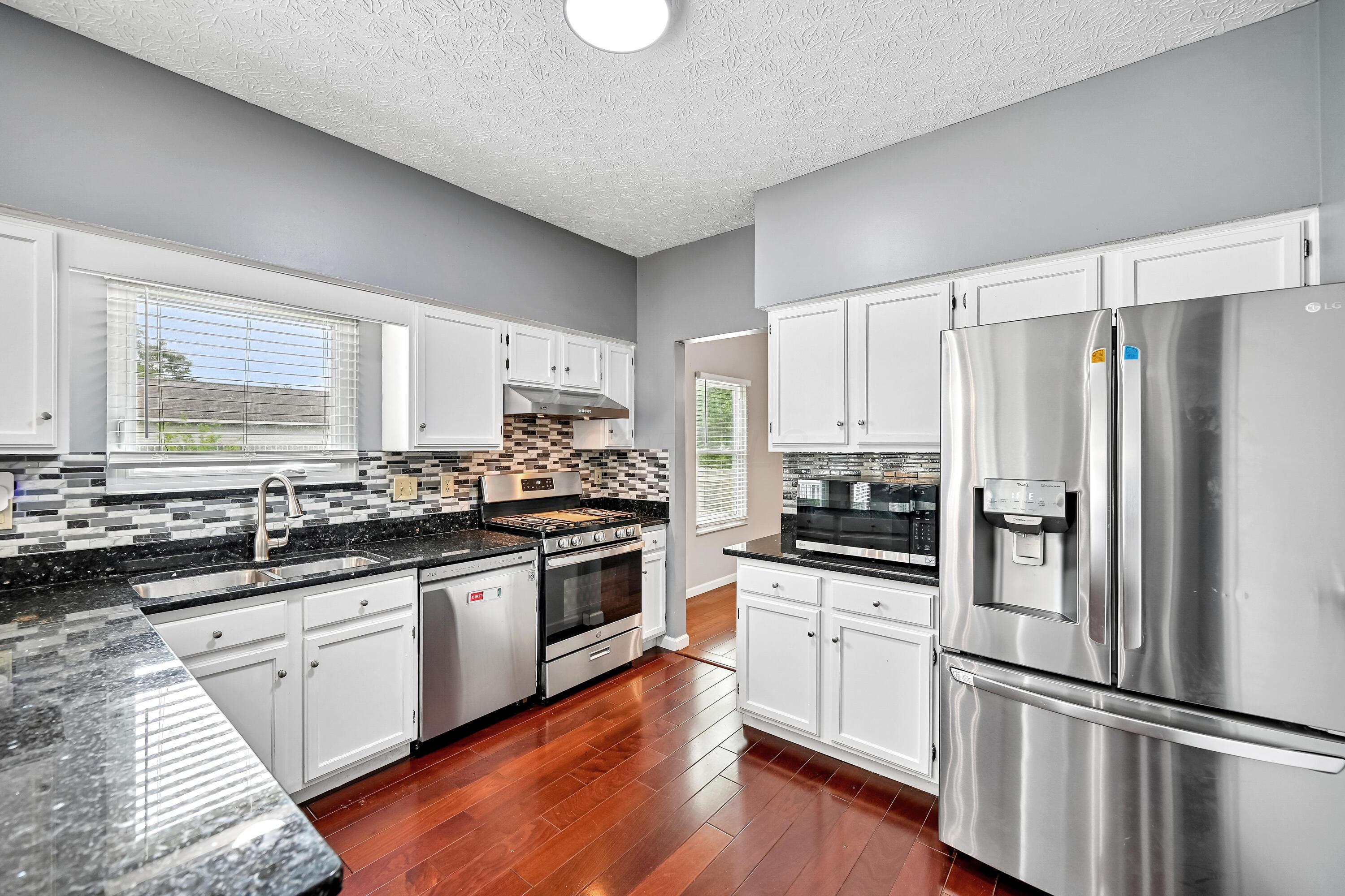 939 Brockwell Drive Property Photo 18