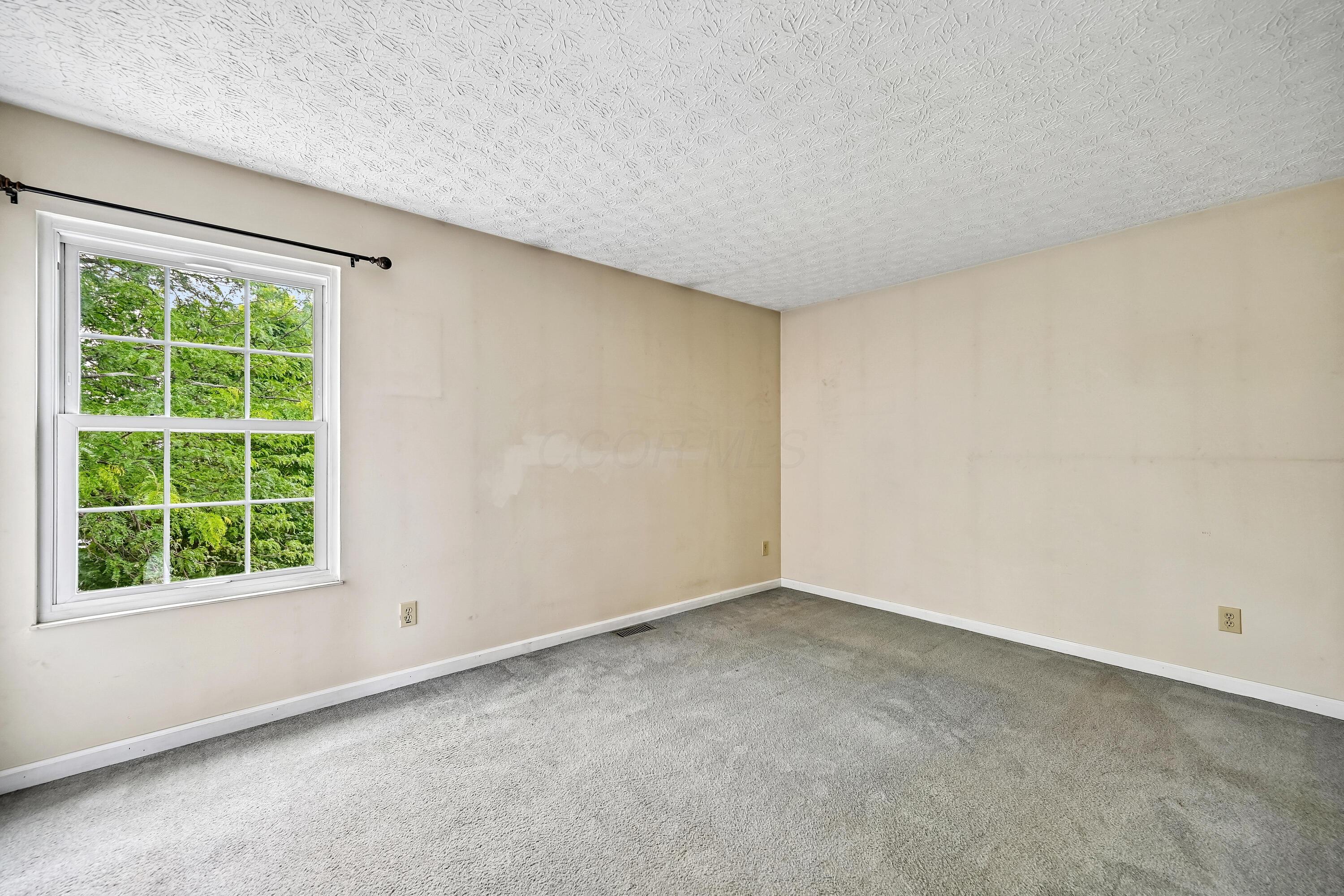 939 Brockwell Drive Property Photo 31