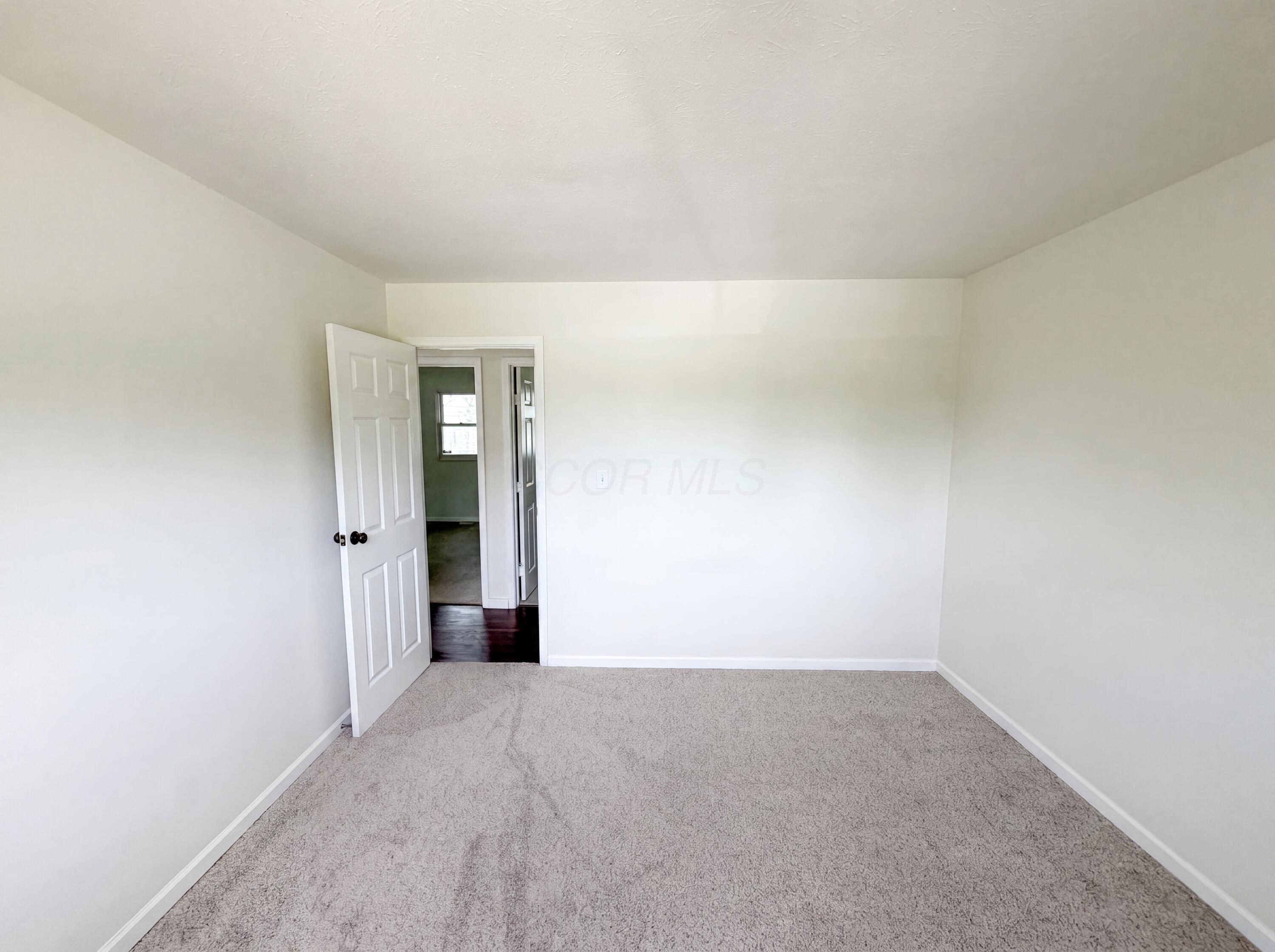 3753 S Ohio Avenue Property Photo 4