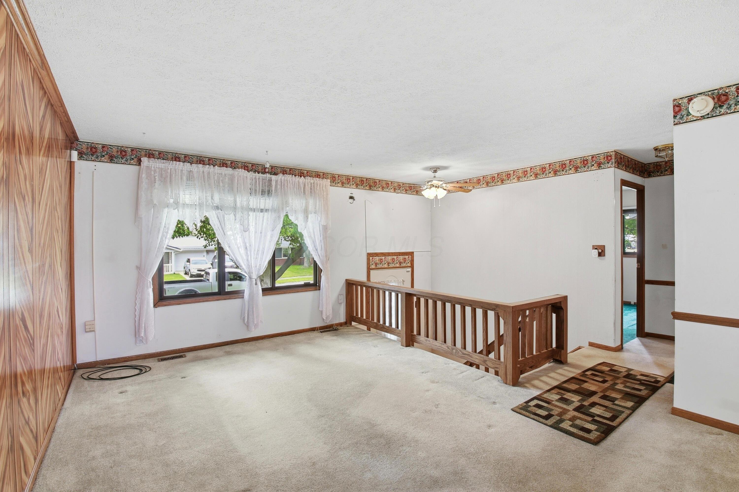 799 Vancouver Drive Property Photo 7
