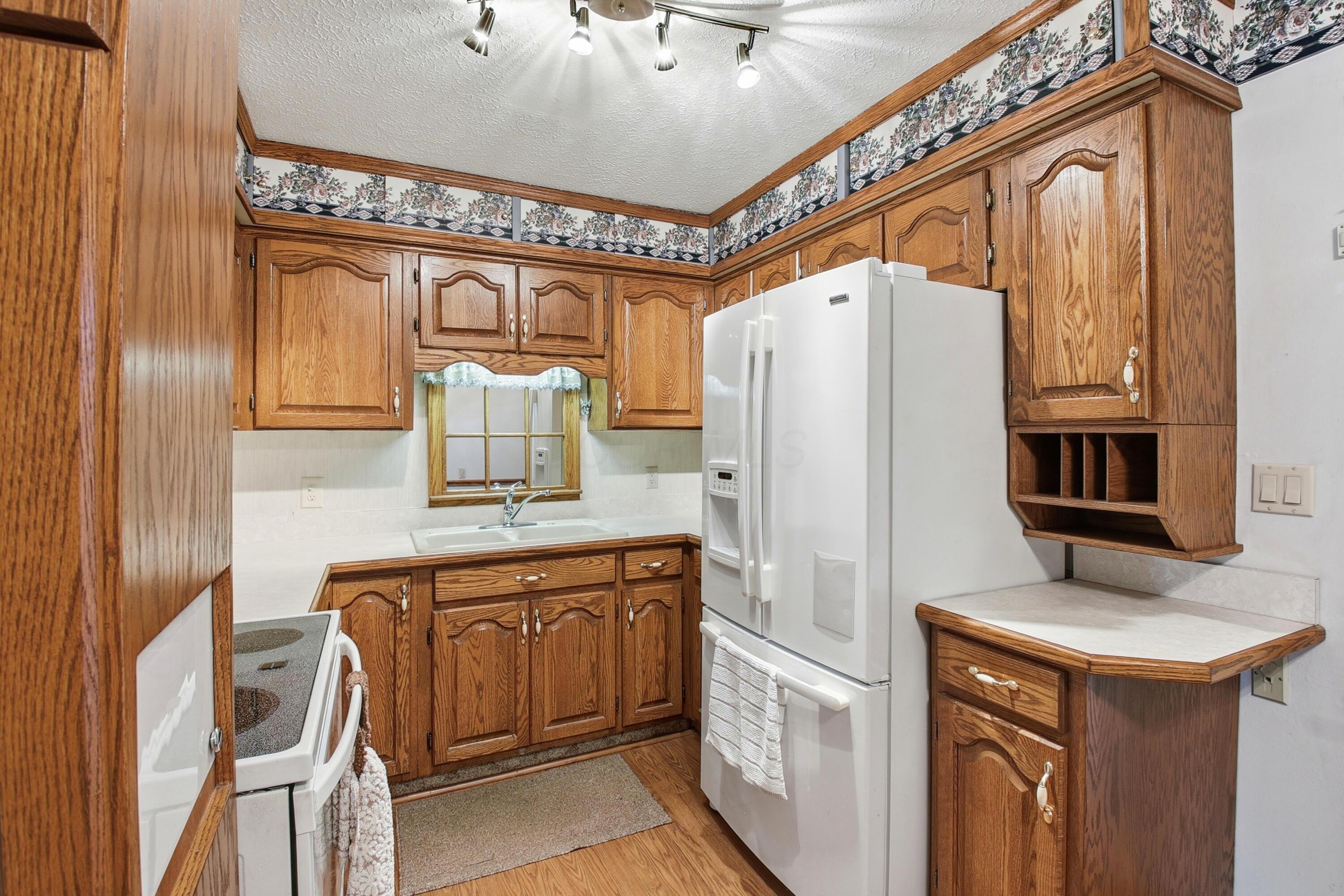 799 Vancouver Drive Property Photo 10