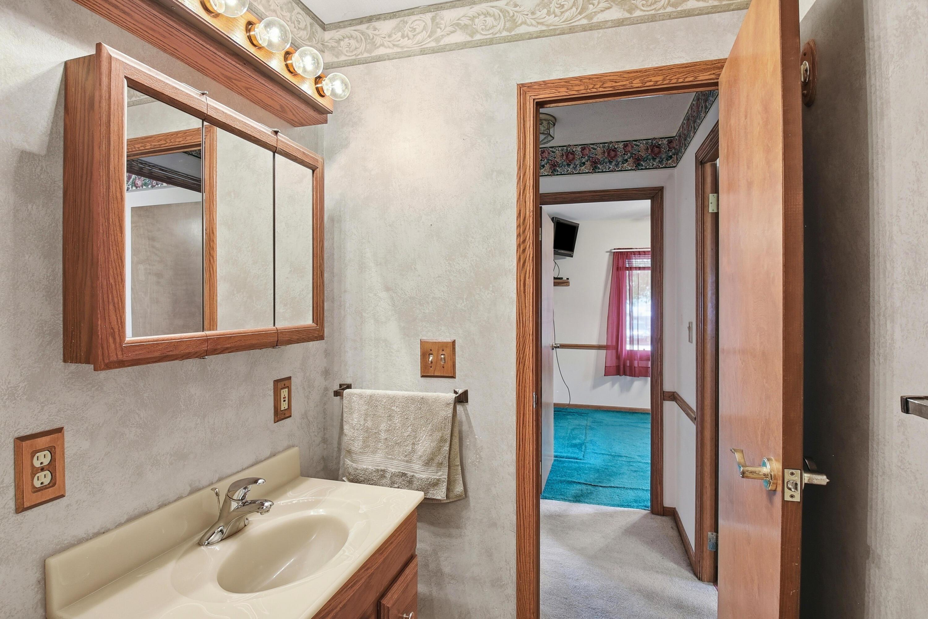 799 Vancouver Drive Property Photo 22