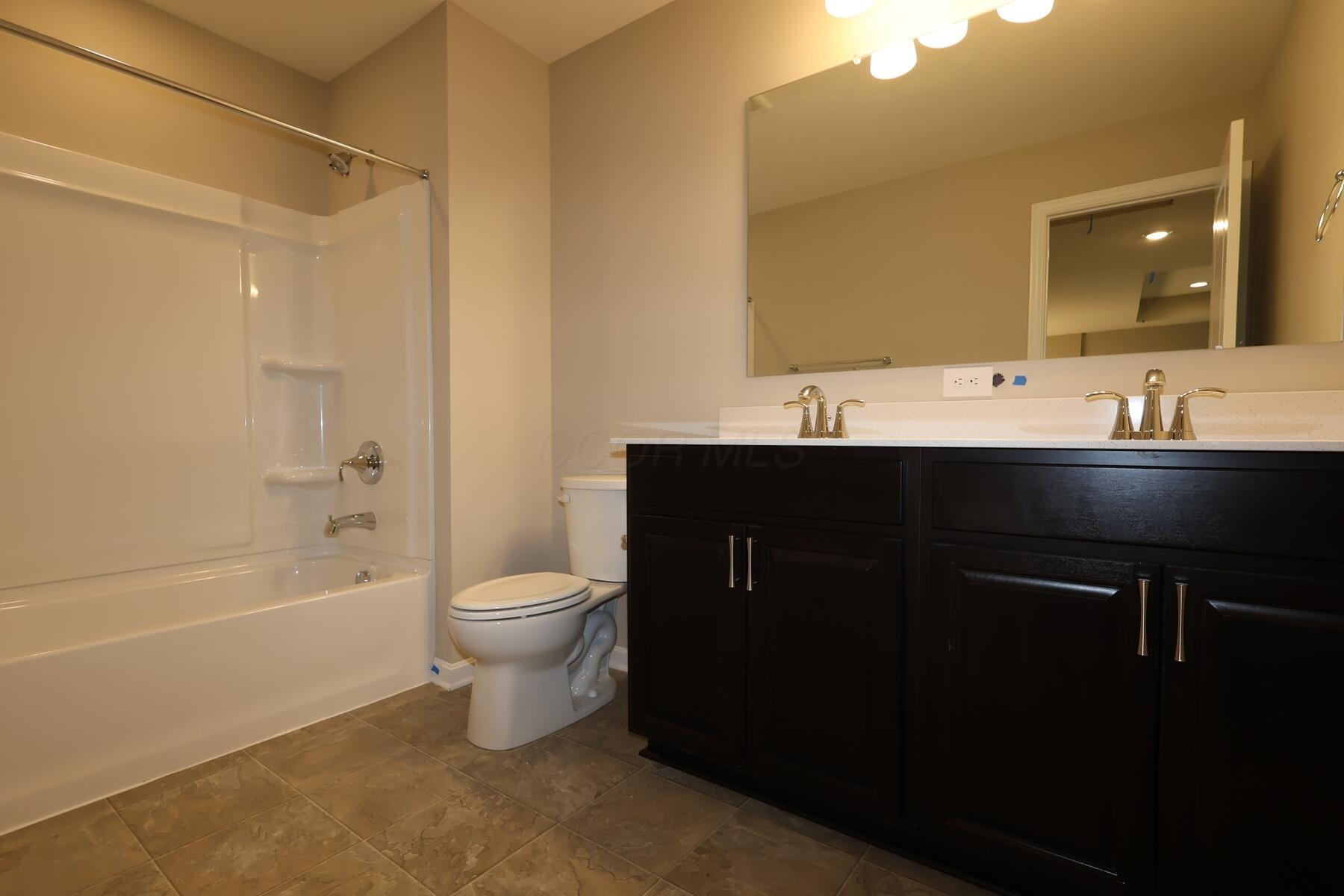 5706 Dutch Lane Property Photo 11