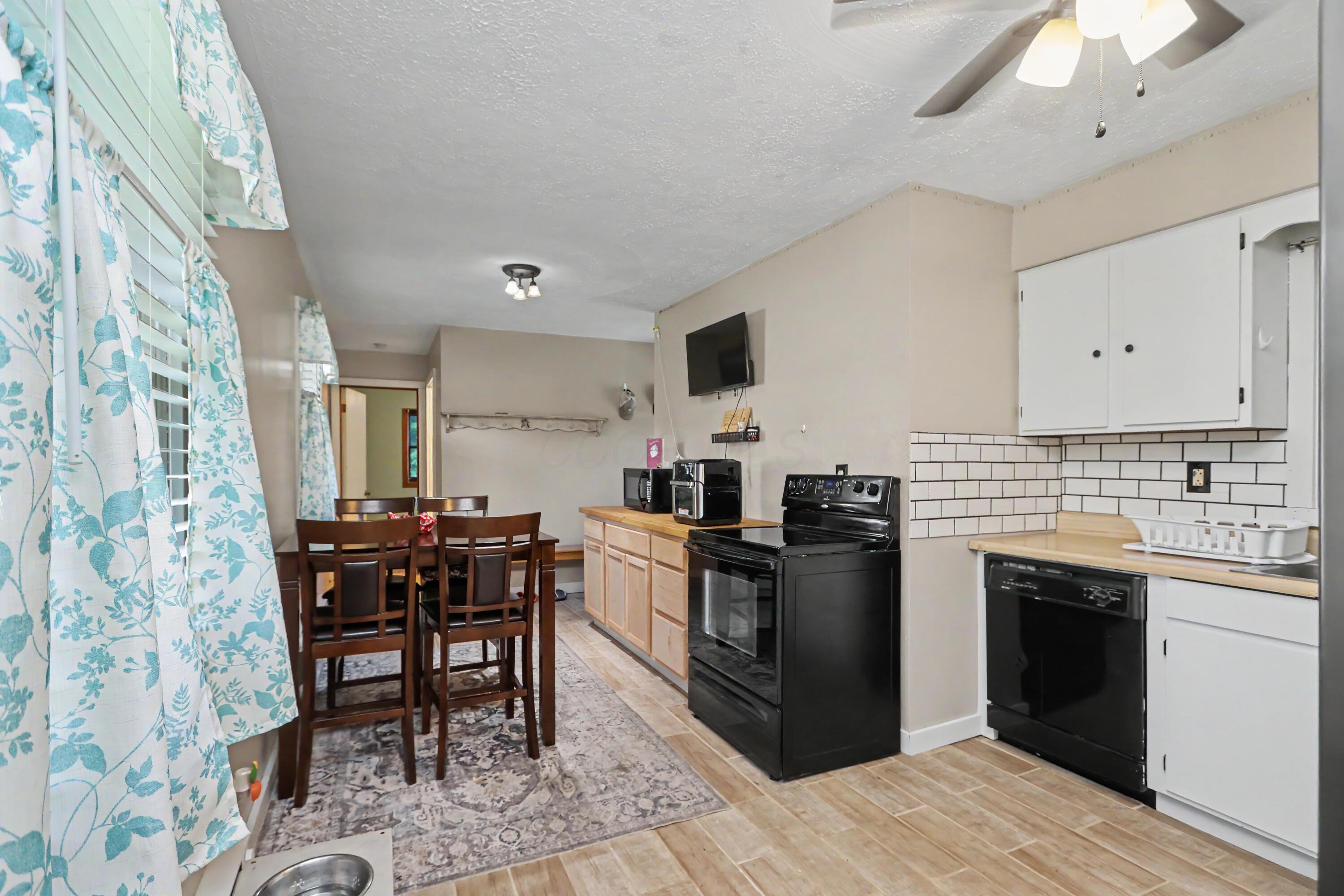 14 Fast Street Property Photo 6