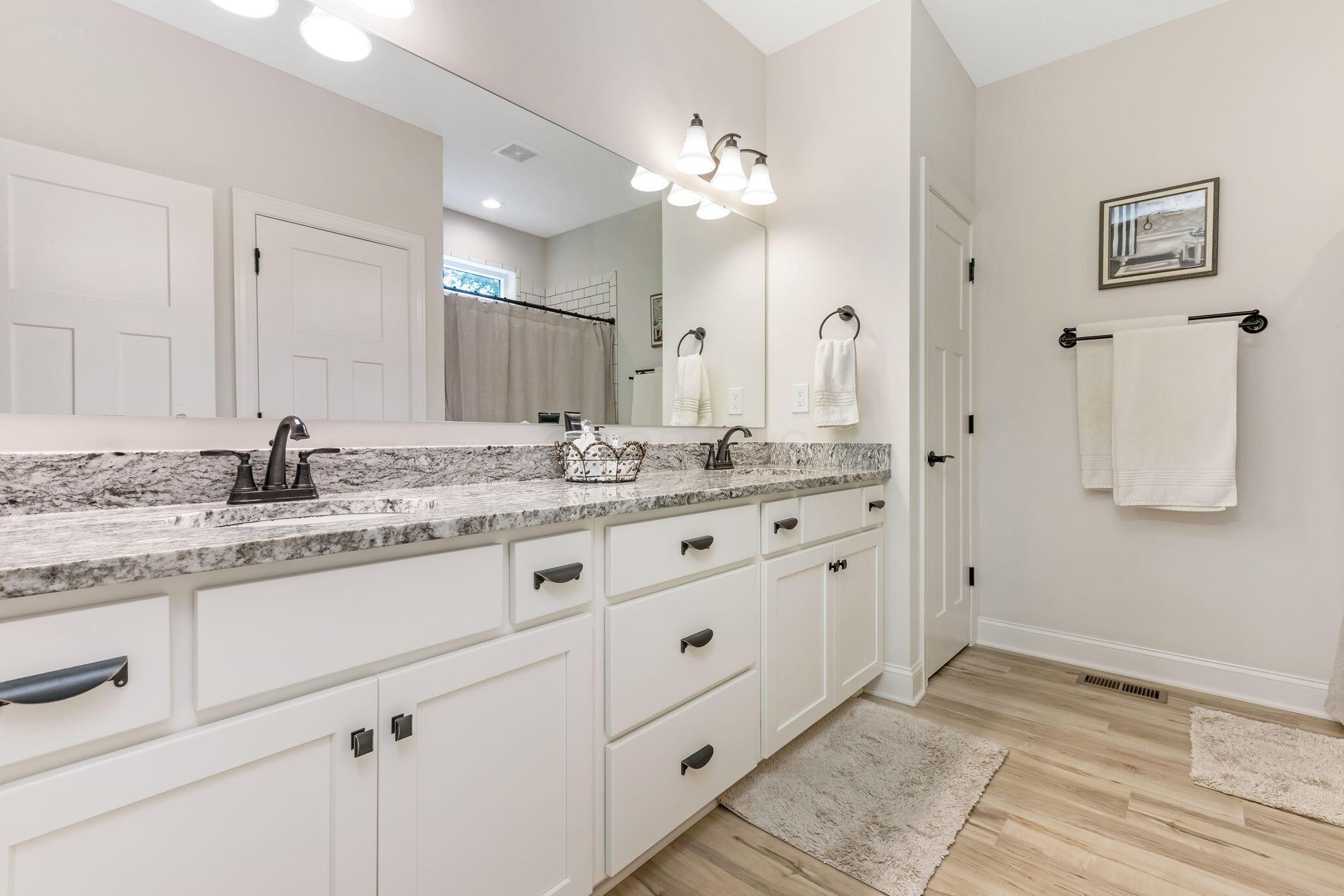 866 Howell Drive Property Photo 23