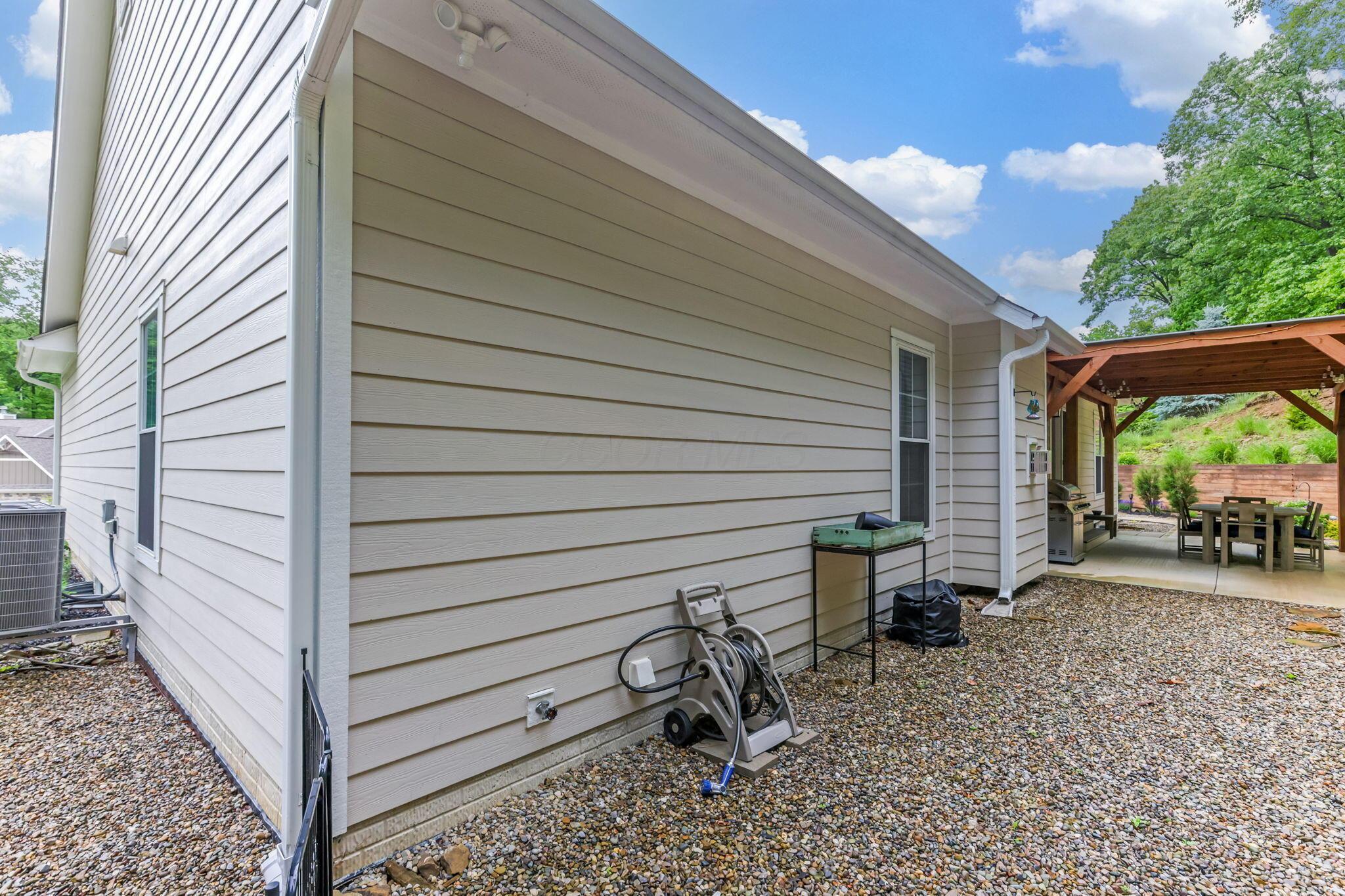 866 Howell Drive Property Photo 36