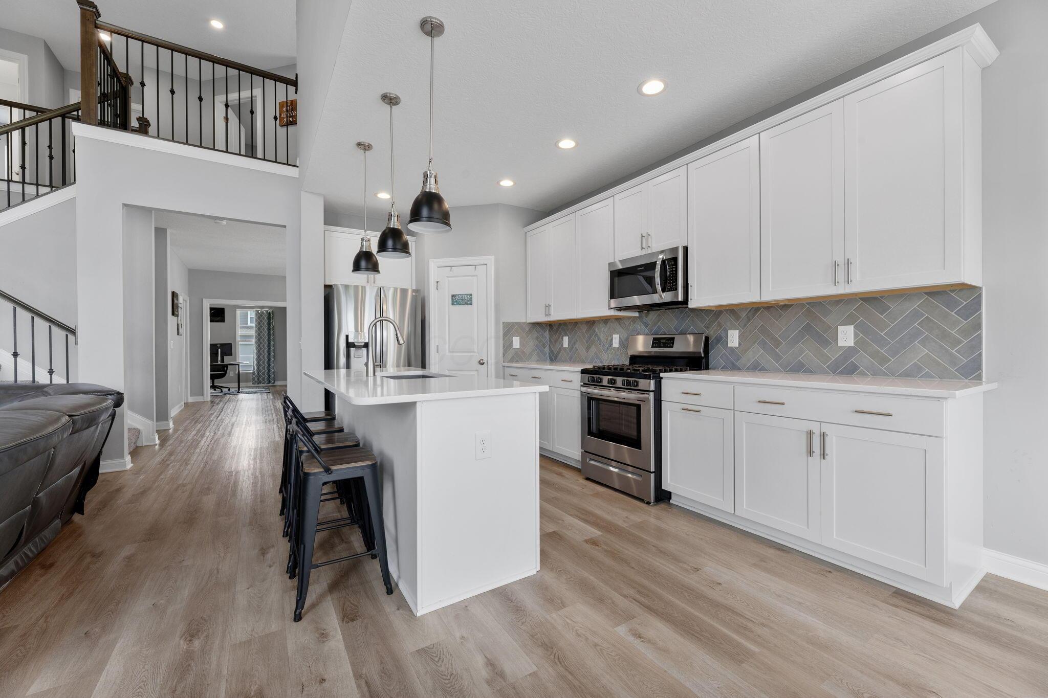 5997 Heather Ridge Drive Property Photo 11