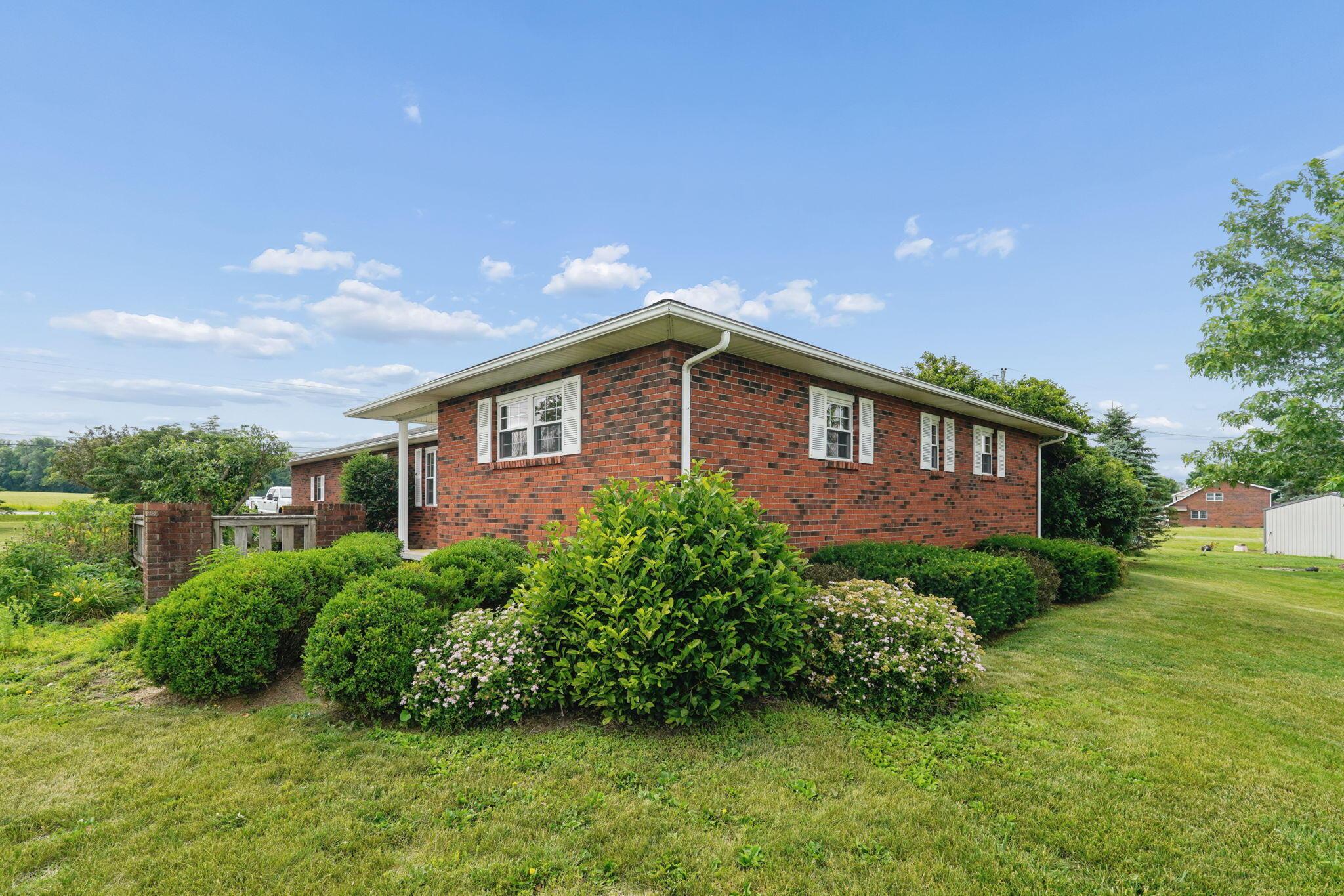 1408 Northridge Road Property Photo 3