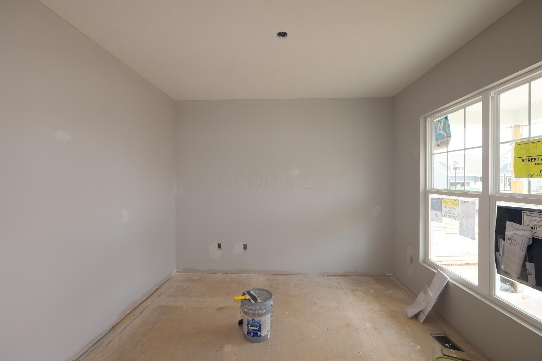 4594 Pinnacle Quarry Drive Property Photo 3