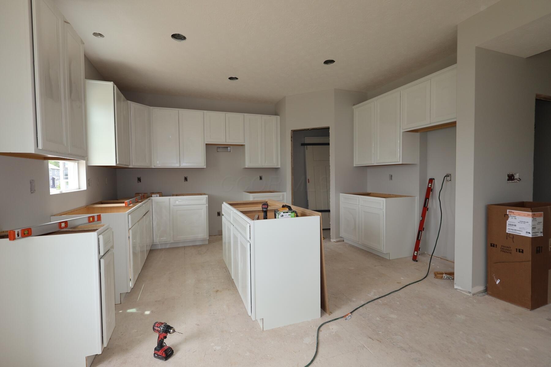 4594 Pinnacle Quarry Drive Property Photo 5