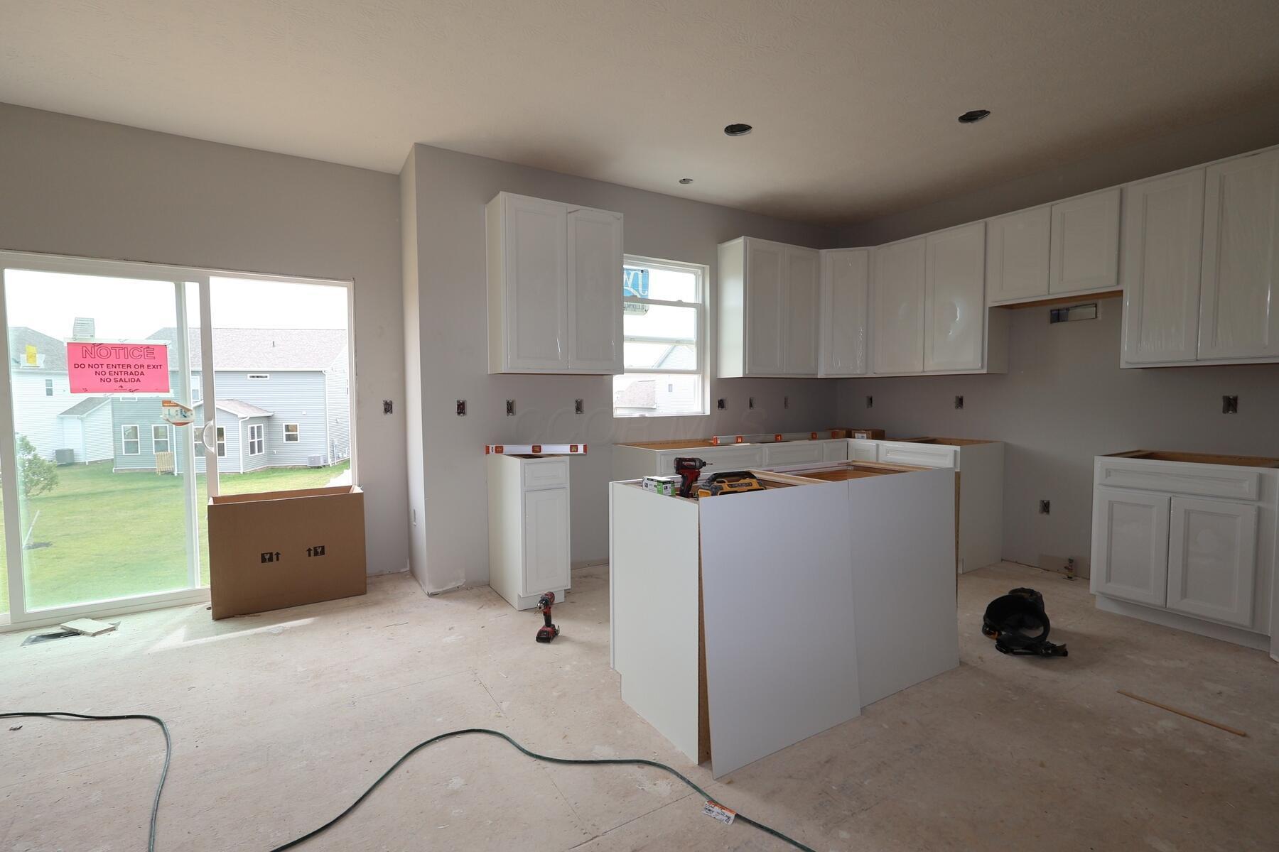 4594 Pinnacle Quarry Drive Property Photo 7