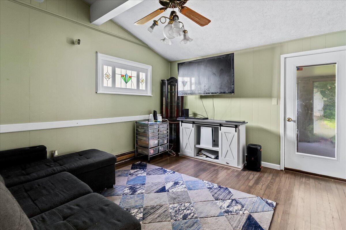 1567 Baxter Drive Property Photo 7