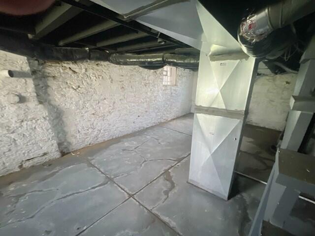 812 E Whittier Street Property Photo 8
