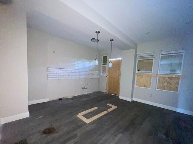 818 E Whittier Street Property Photo 4