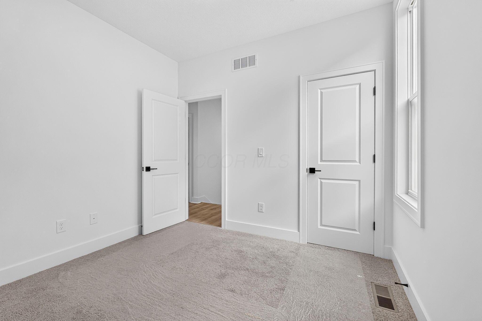 2048 Leopold Drive Property Photo 44