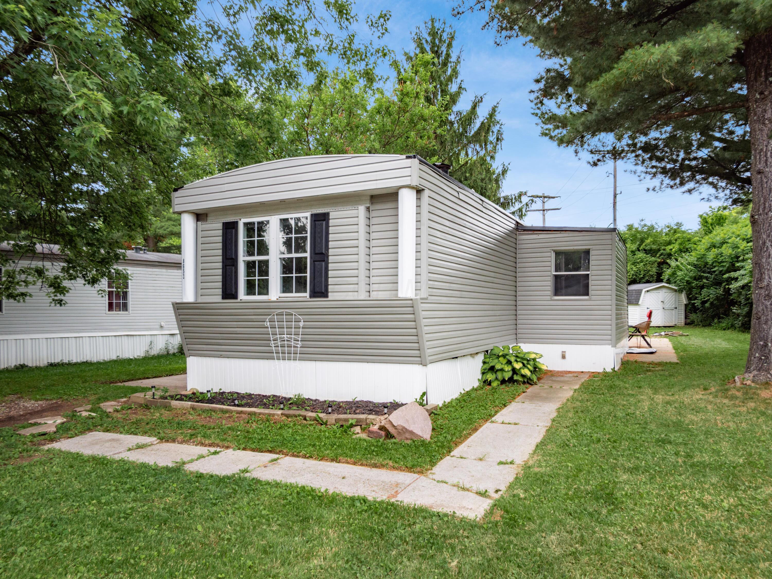 8653 Hollyhock Lane Property Photo 4