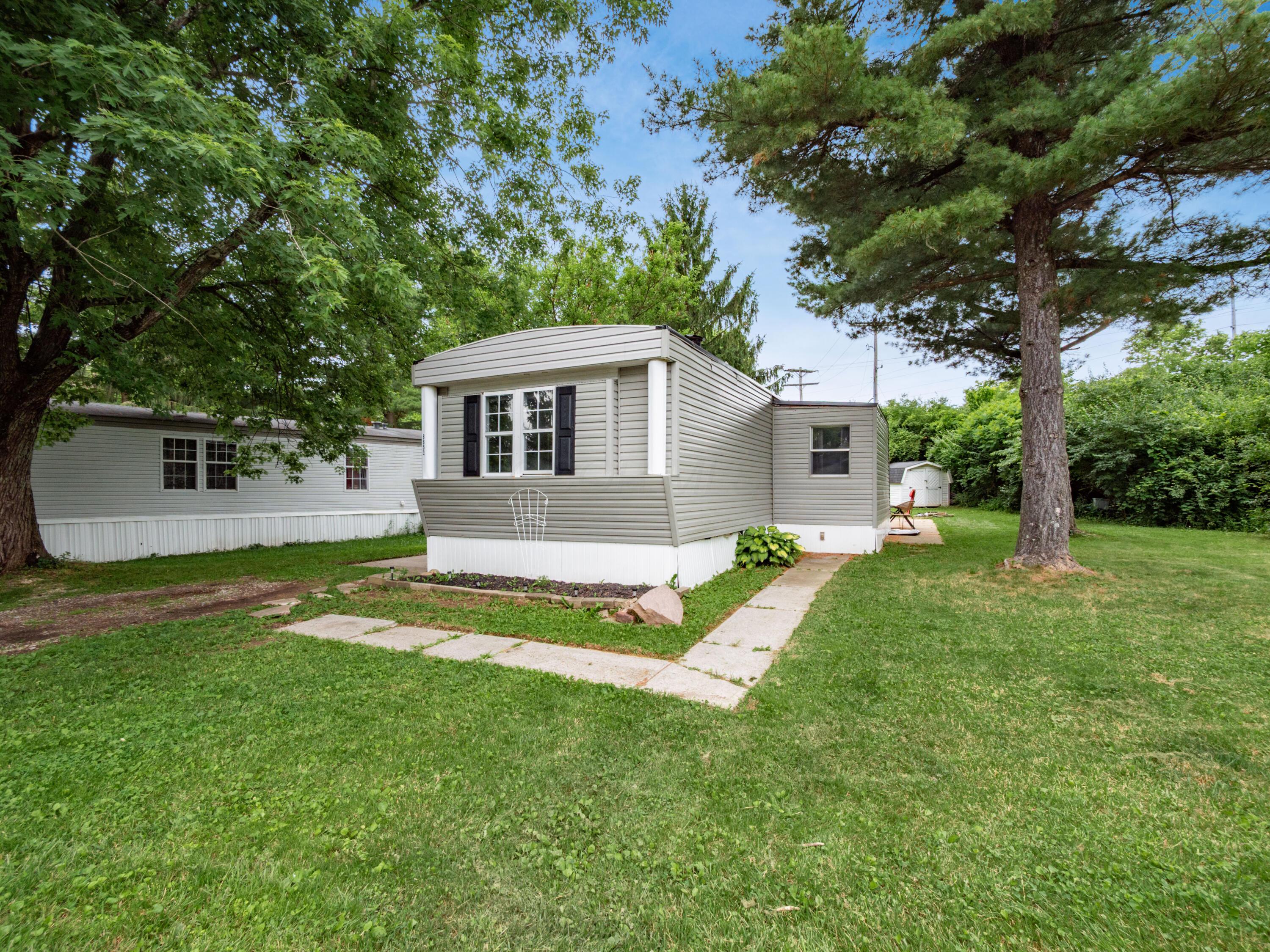 8653 Hollyhock Lane Property Photo 9