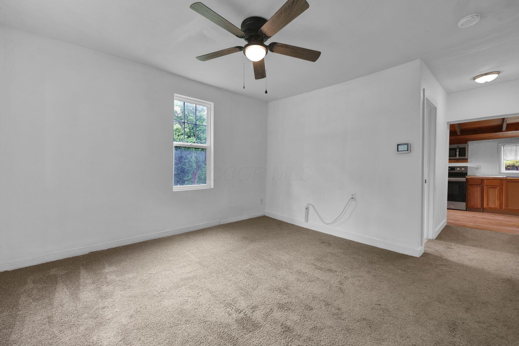 315 E Main Street Property Photo 7