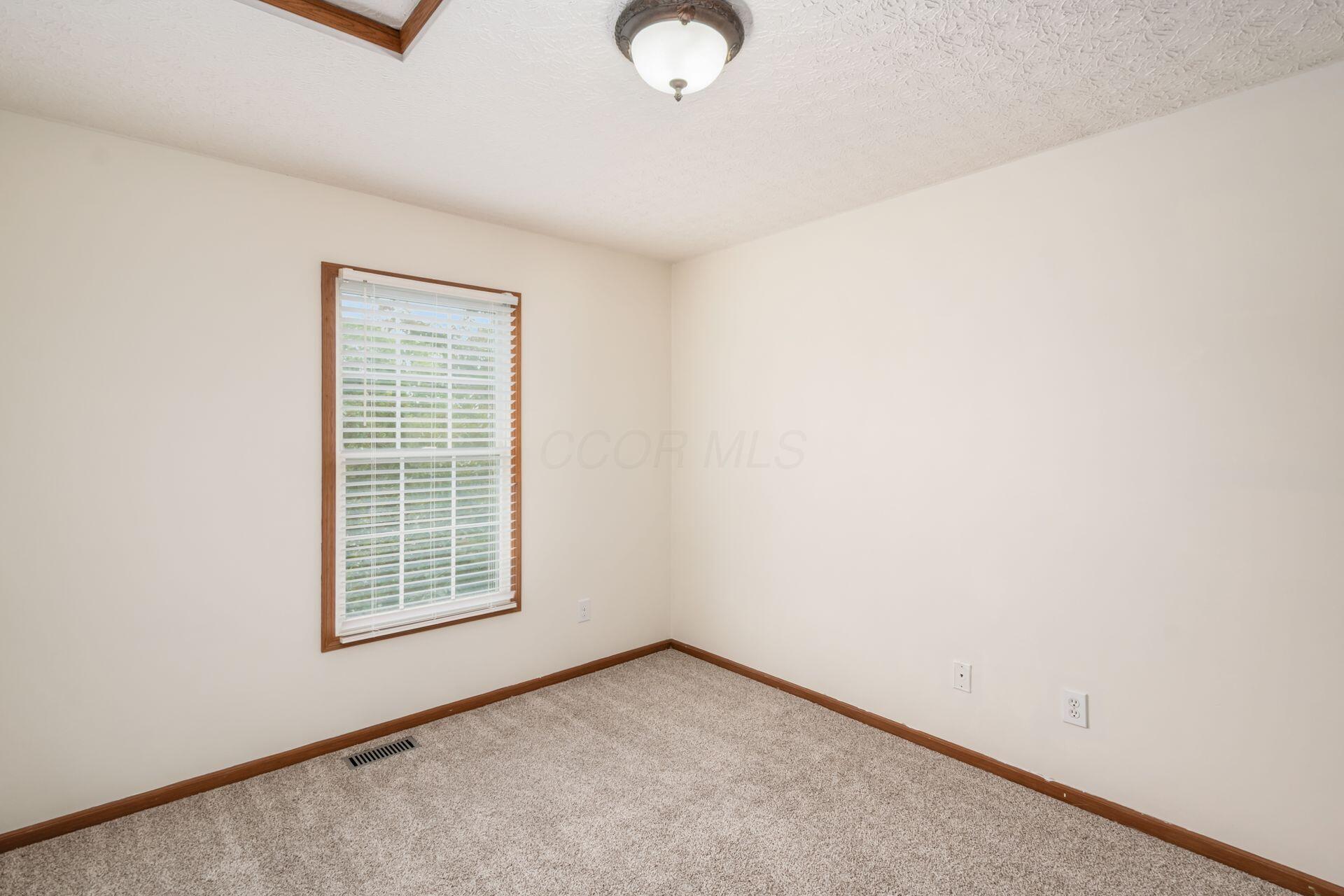 5092 Langcroft Drive Property Photo 20
