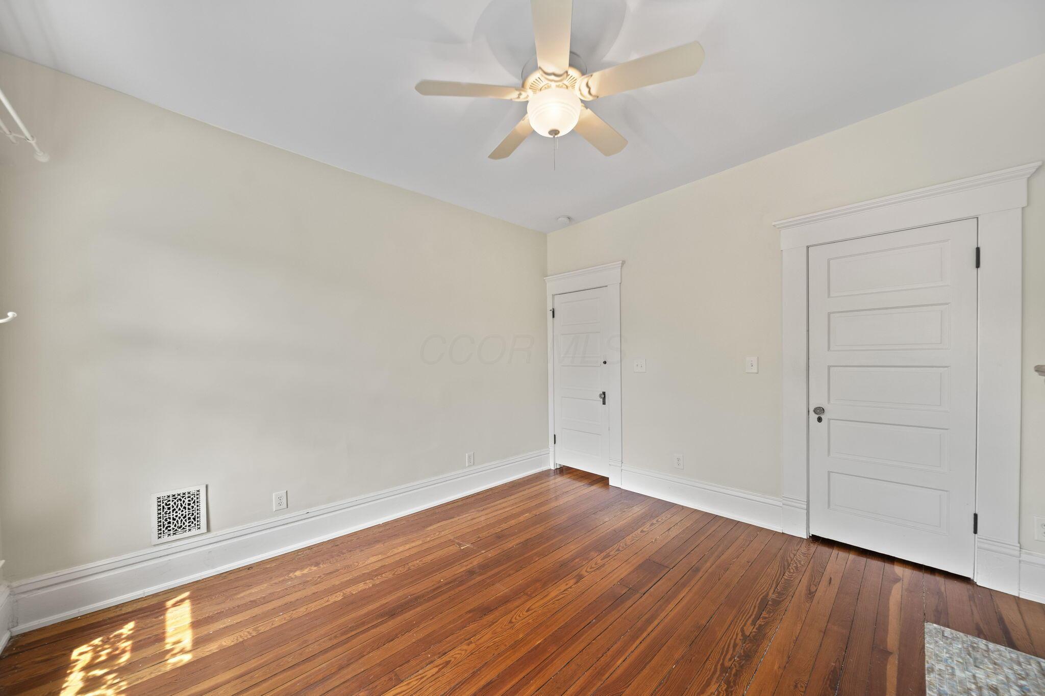 1220 Neil Avenue Property Photo 49