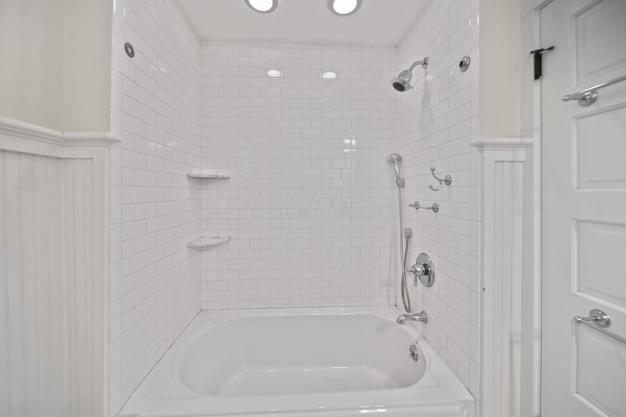 1220 Neil Avenue Property Photo 54