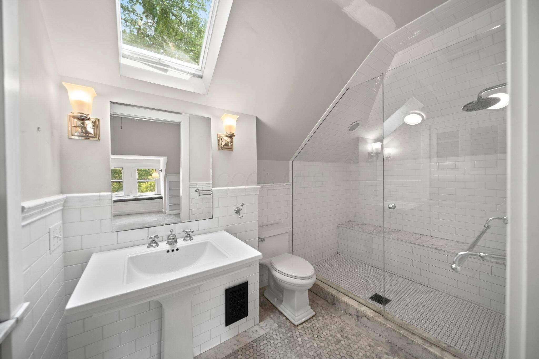 1220 Neil Avenue Property Photo 63