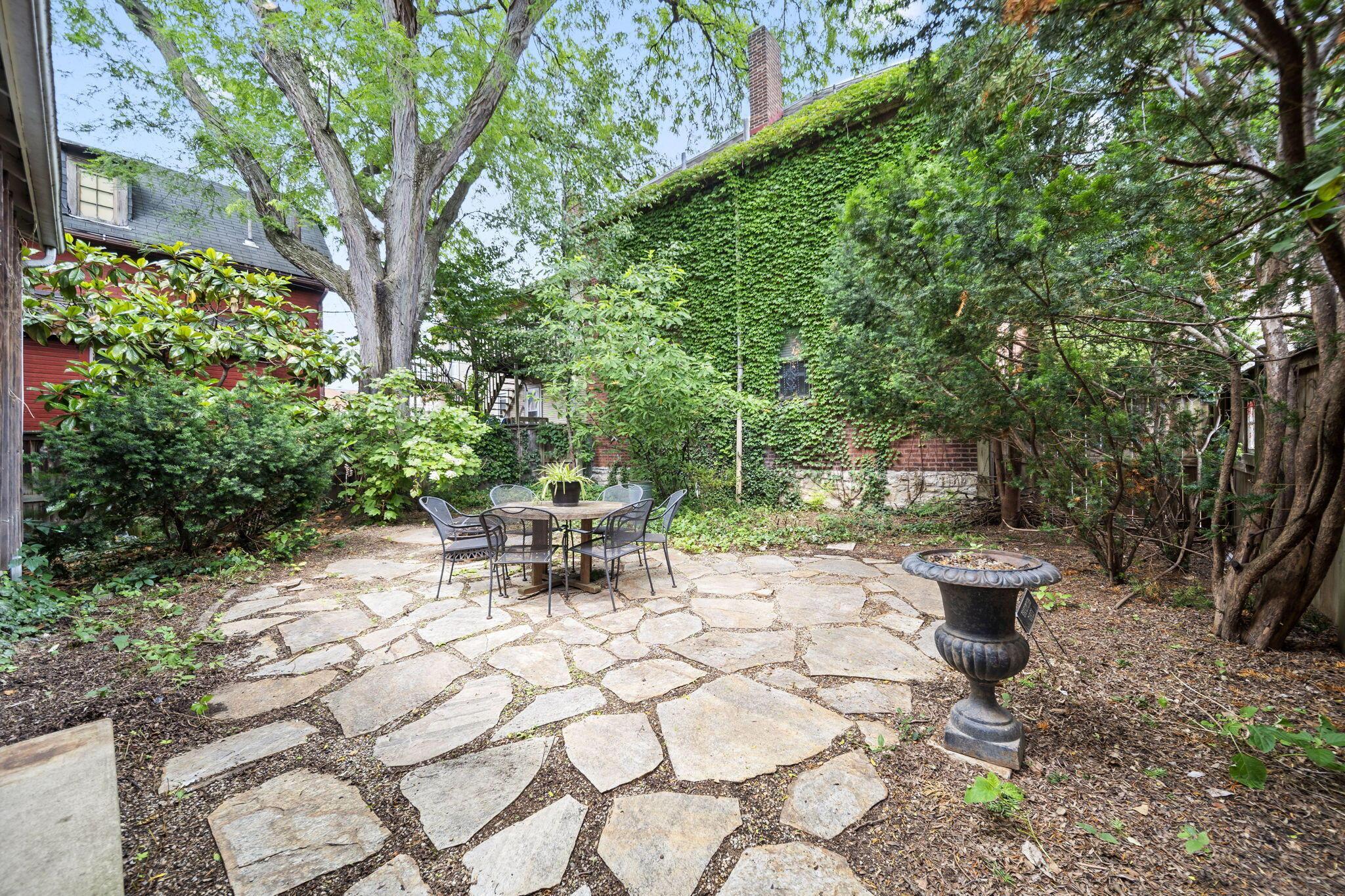 1220 Neil Avenue Property Photo 67