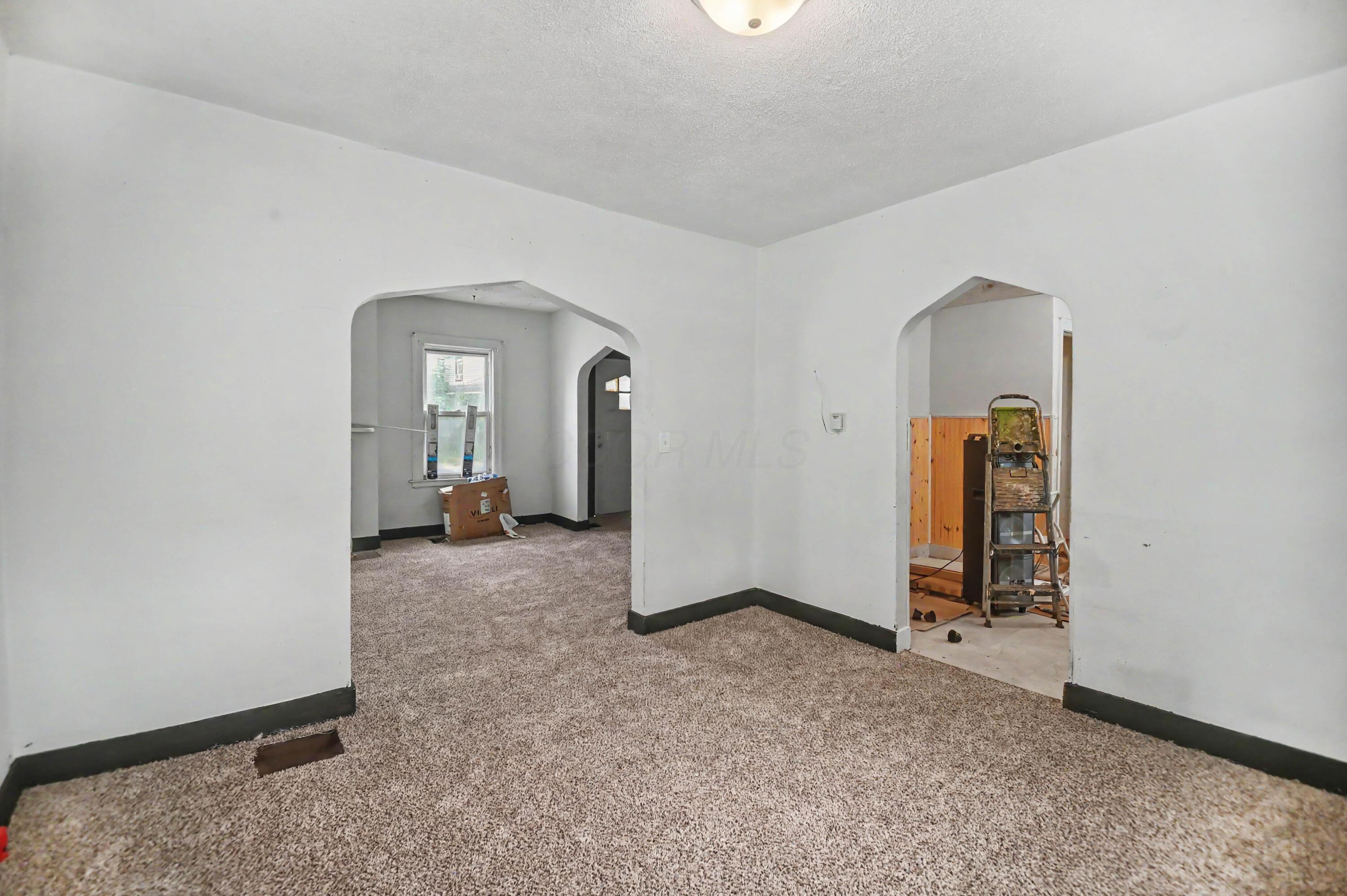 221 Penn Avenue Property Photo 7
