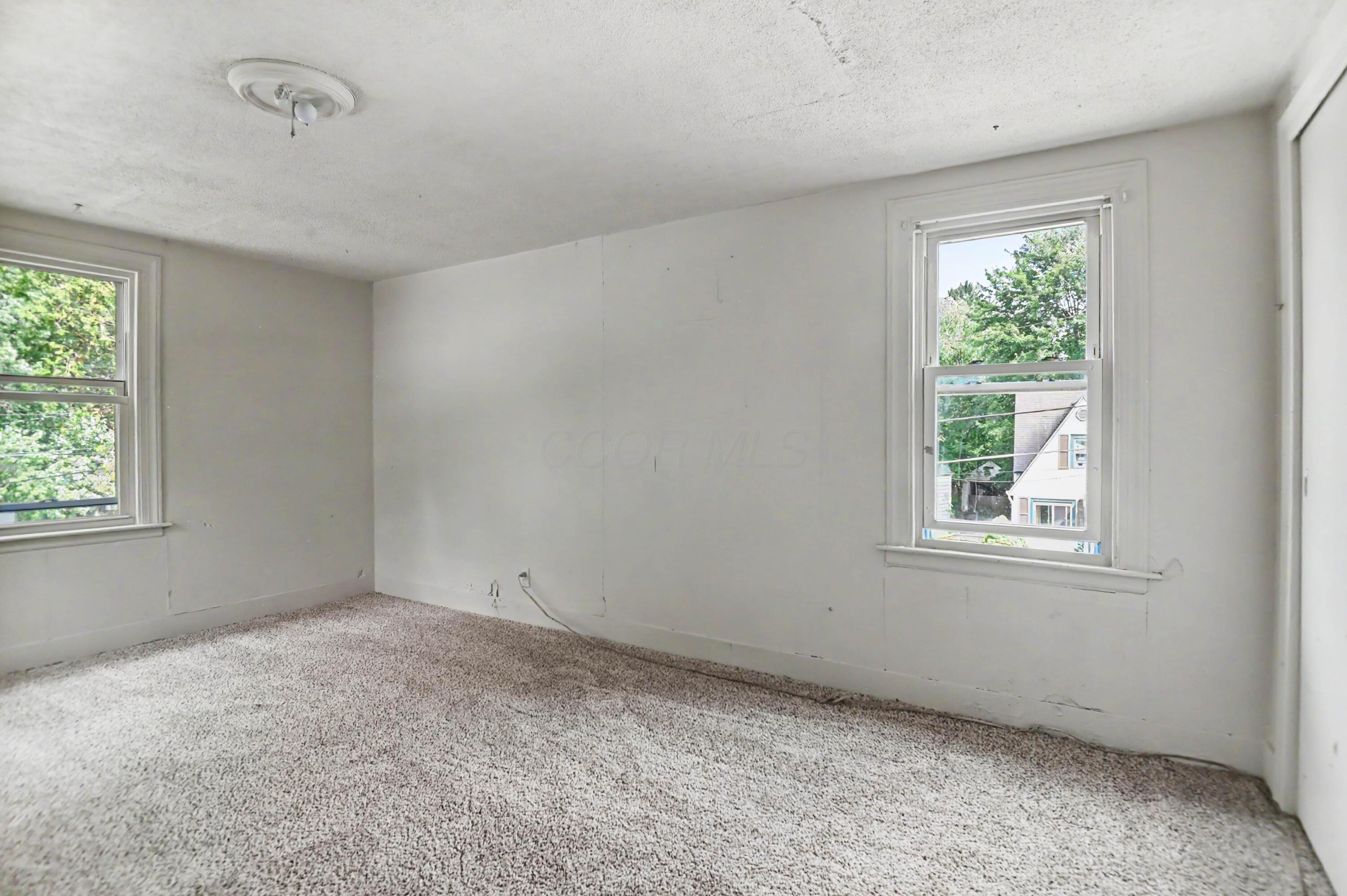 221 Penn Avenue Property Photo 16
