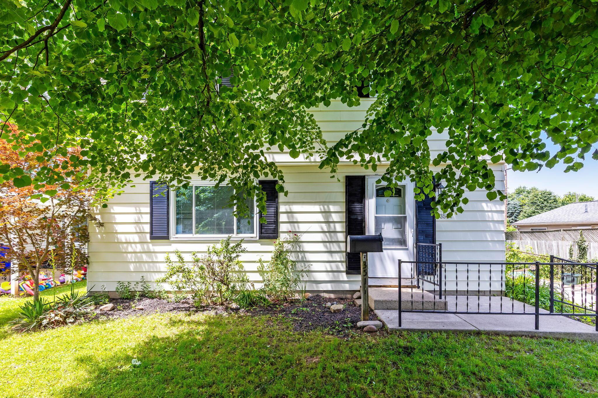3511 Cadell Road Property Photo 2